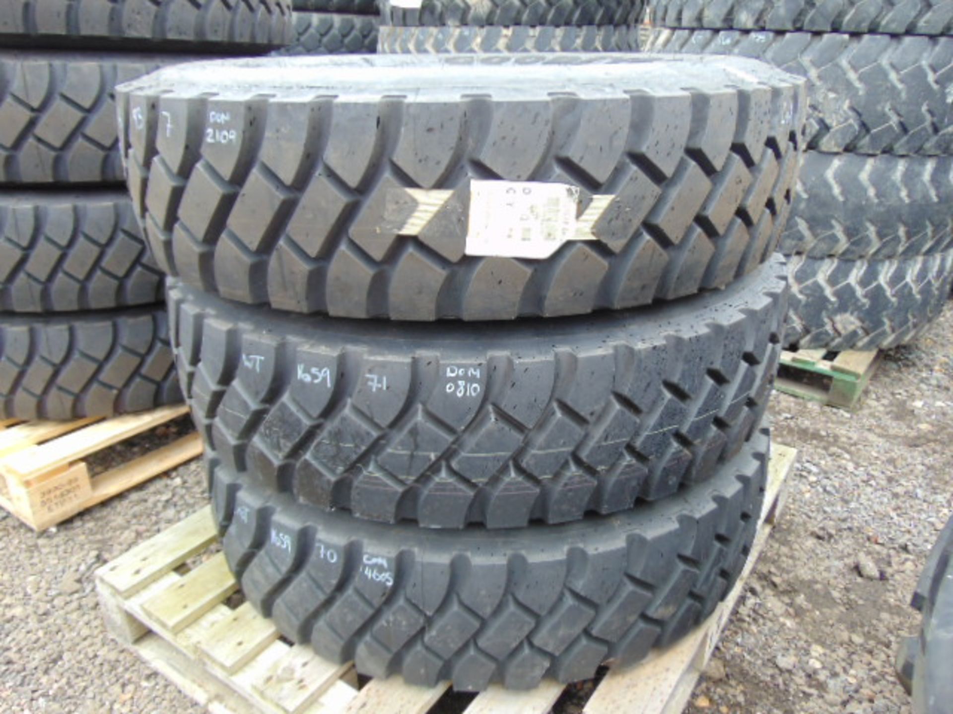 3 x Goodyear G388 12.00 R20 Tyres - Image 2 of 6