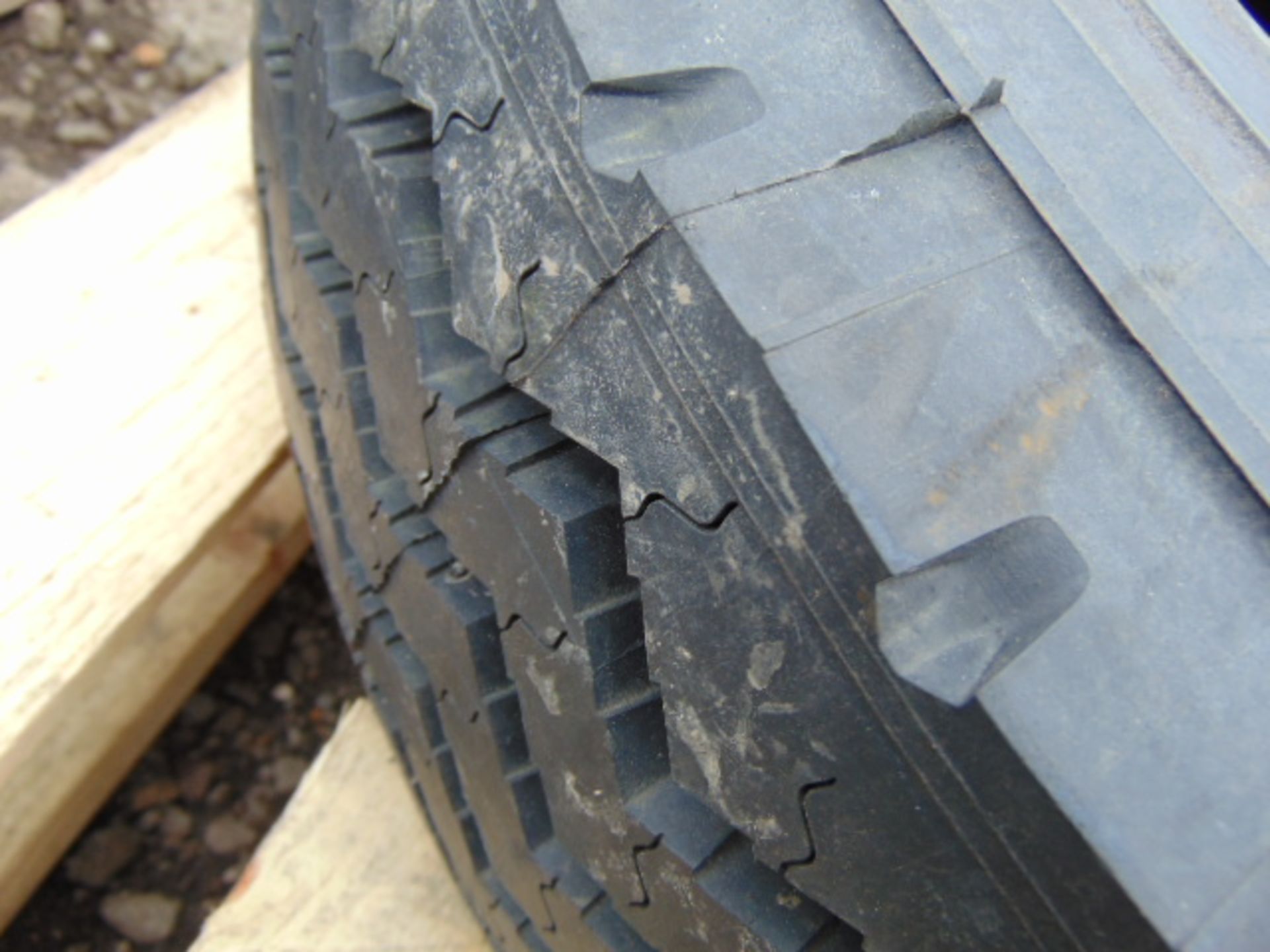 1 x Michelin 8.25 R16 XZA Tyre - Image 4 of 6