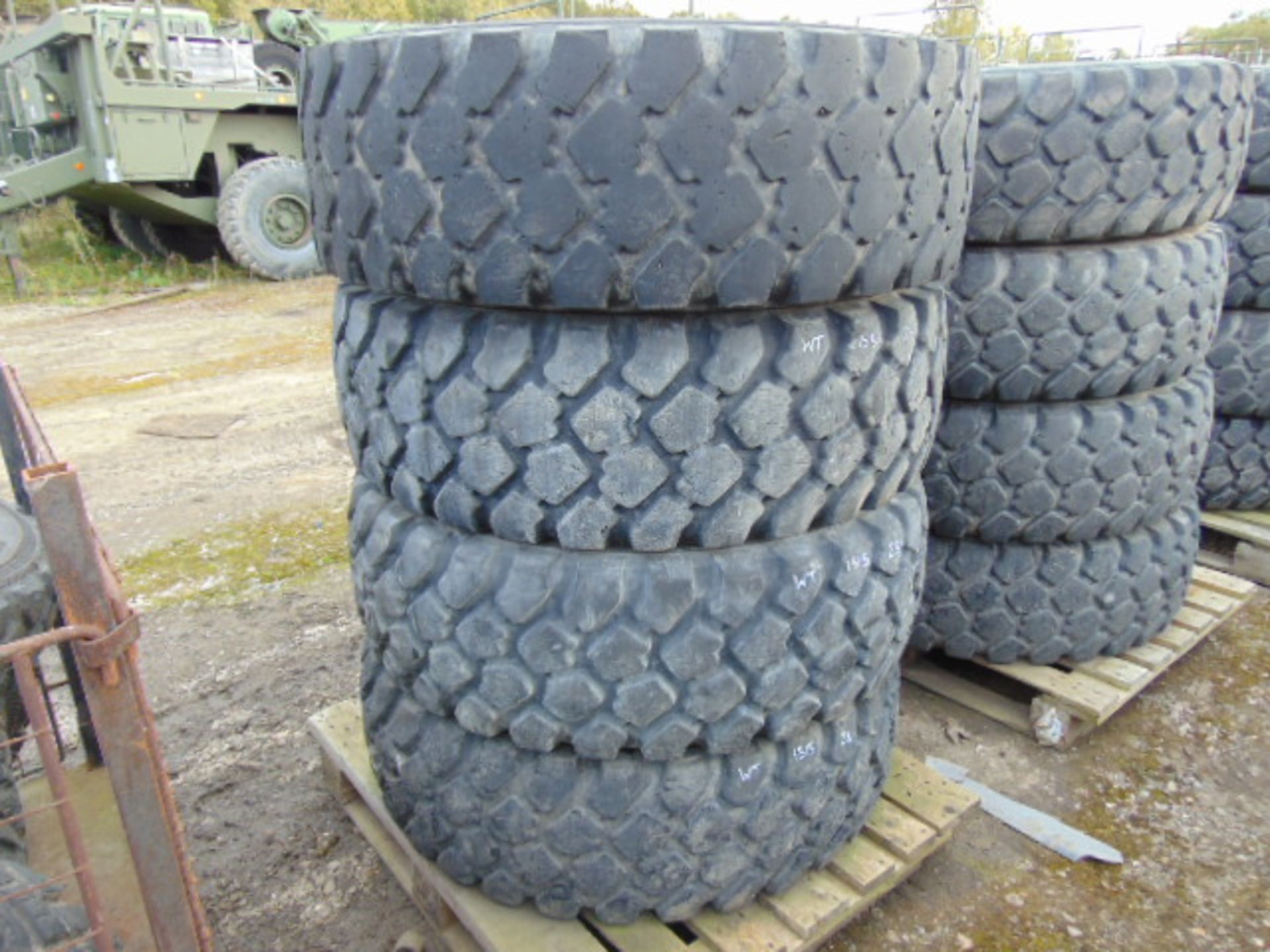 4 x Michelin XZL 395/85 R20 Tyres