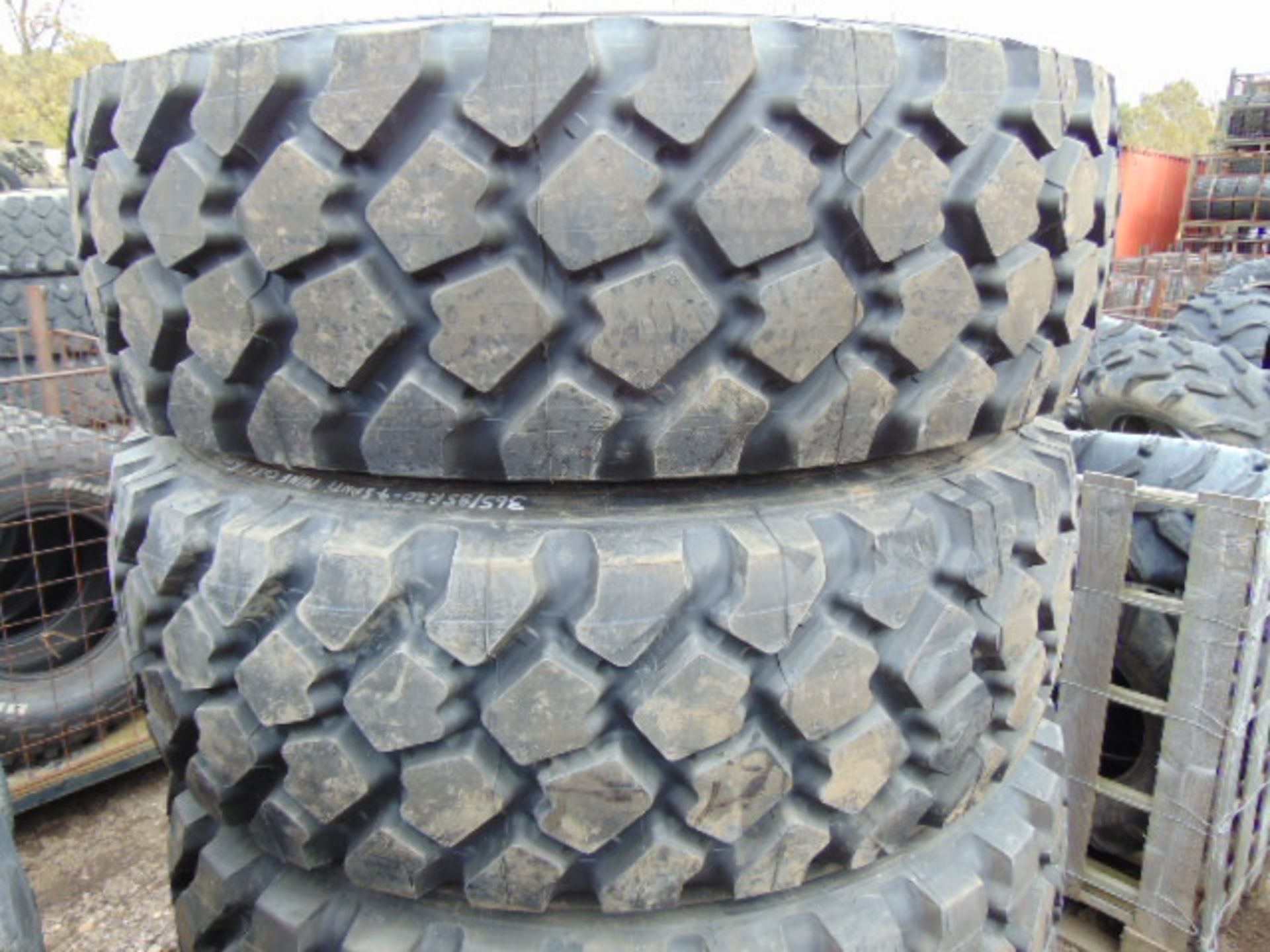 4 x Michelin XZL 365/85 R20 Tyres with Runflat Inserts and 10 Stud Rims - Image 2 of 7