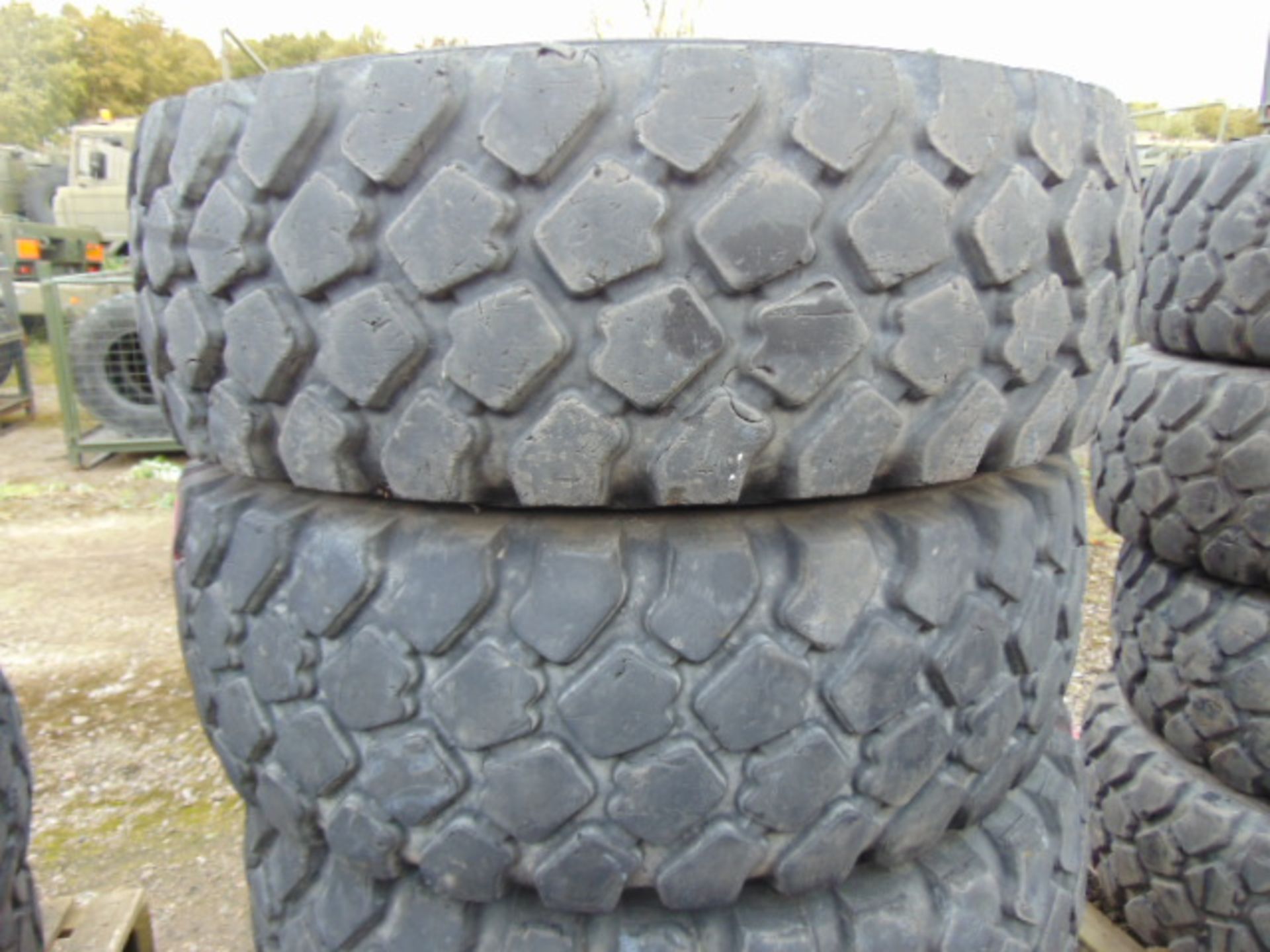 4 x Michelin XZL 395/85 R20 Tyres - Image 2 of 6