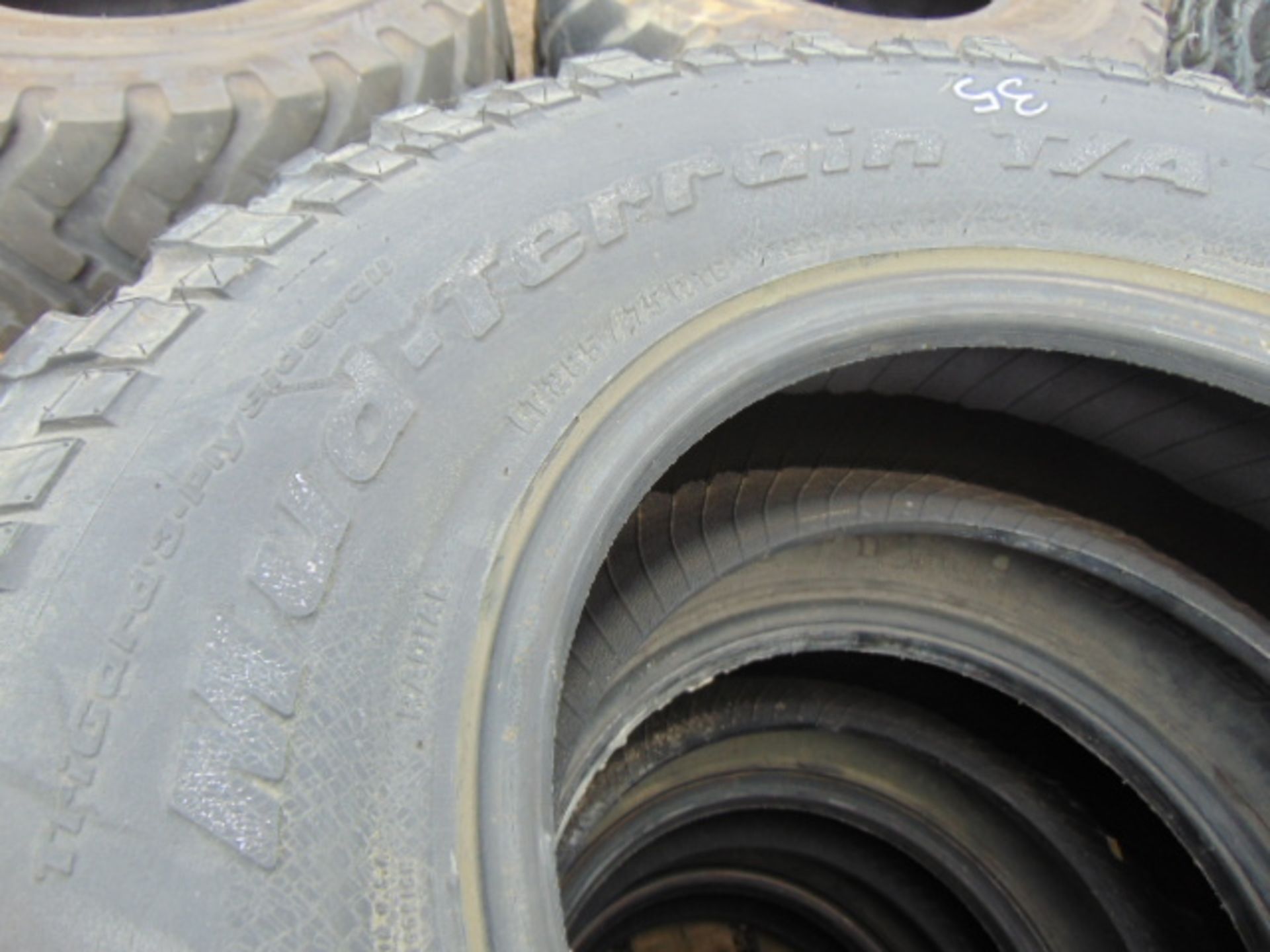 4 x BF Goodrich Mud-Terrain LT285/75 R16 Tyres - Image 6 of 7