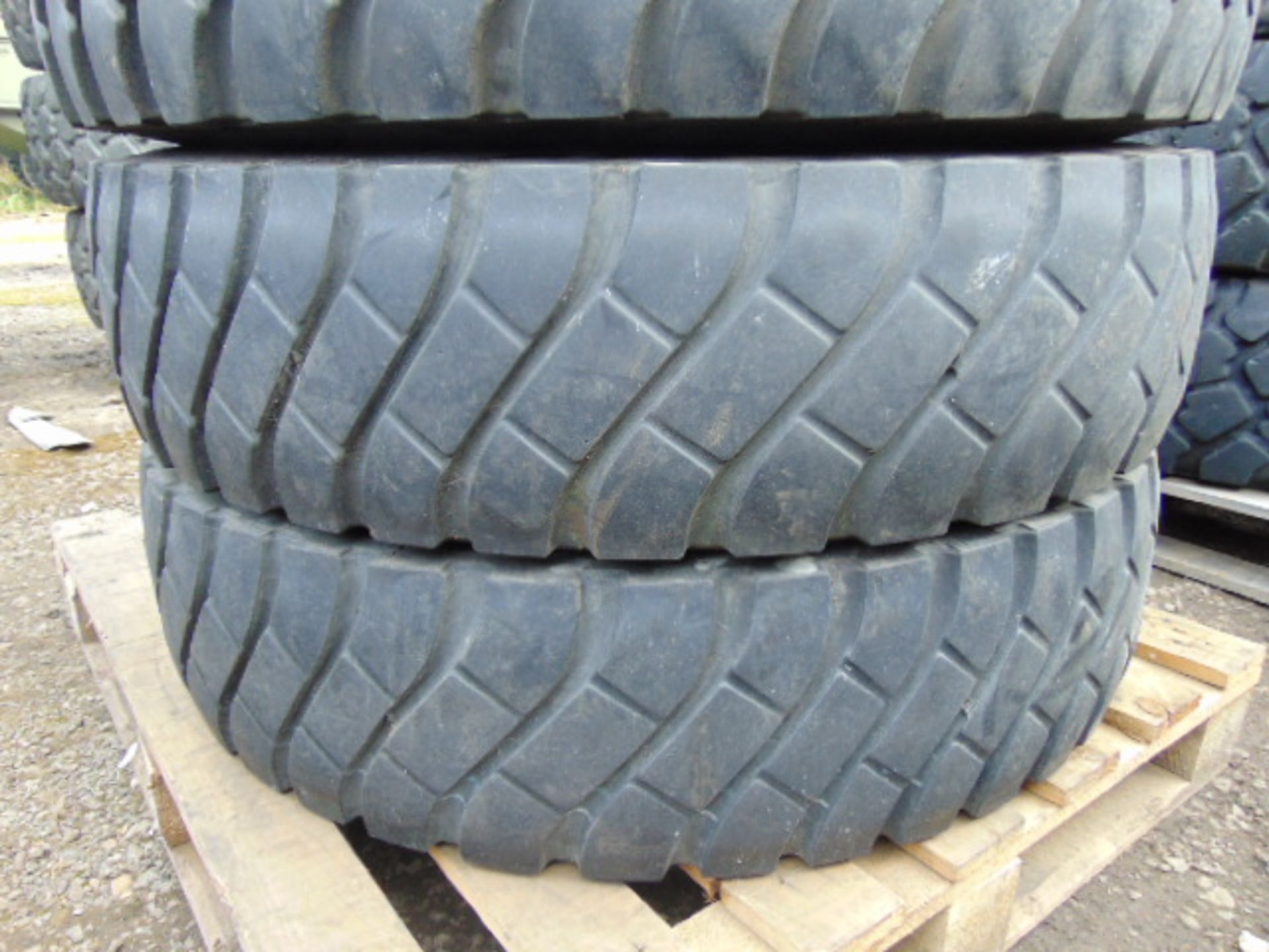 4 x Goodyear G188 12.00 R20 Tyres - Image 3 of 7