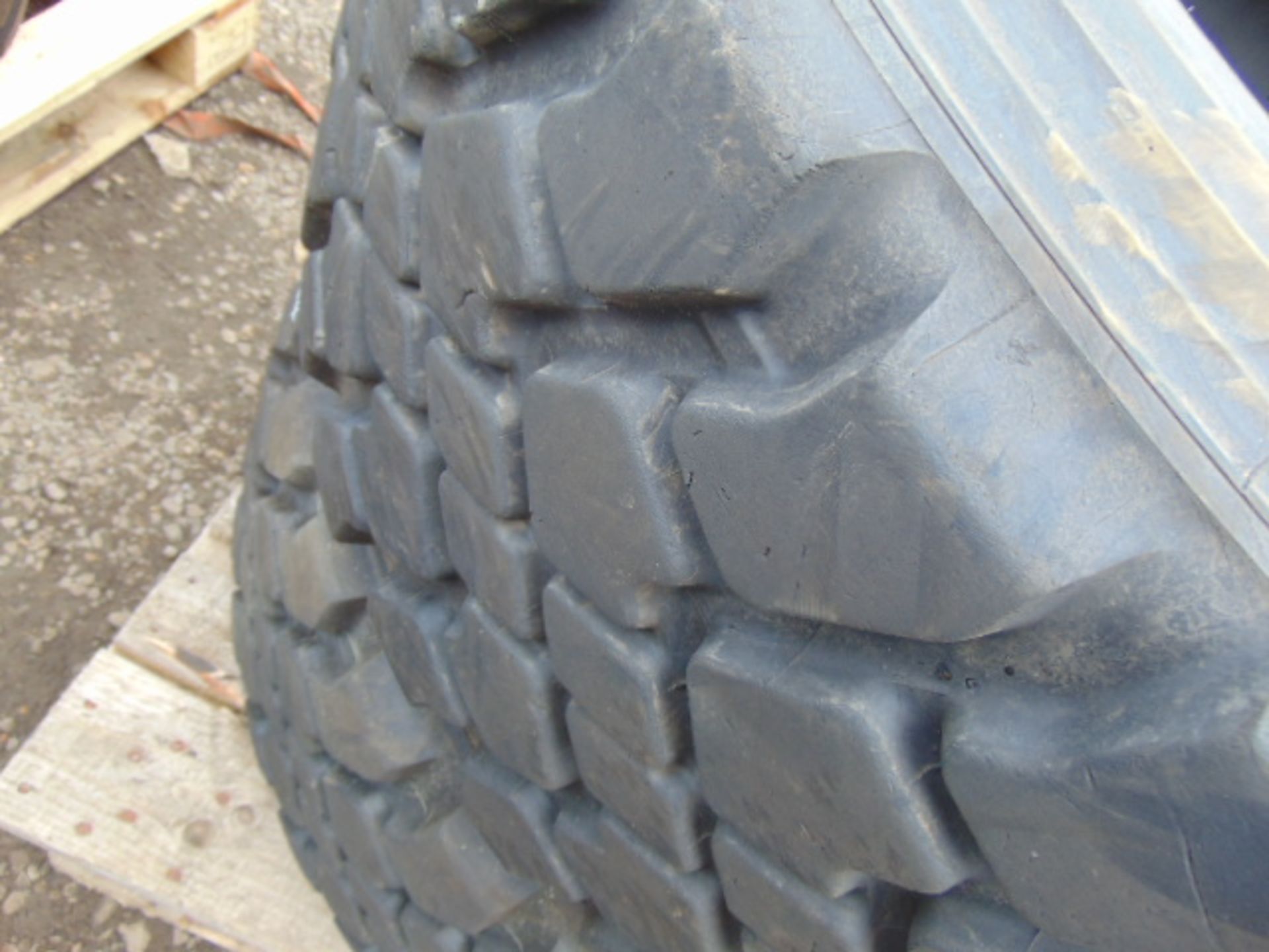 2 x Michelin XZL 445/65 R22.5 Tyres - Image 3 of 5