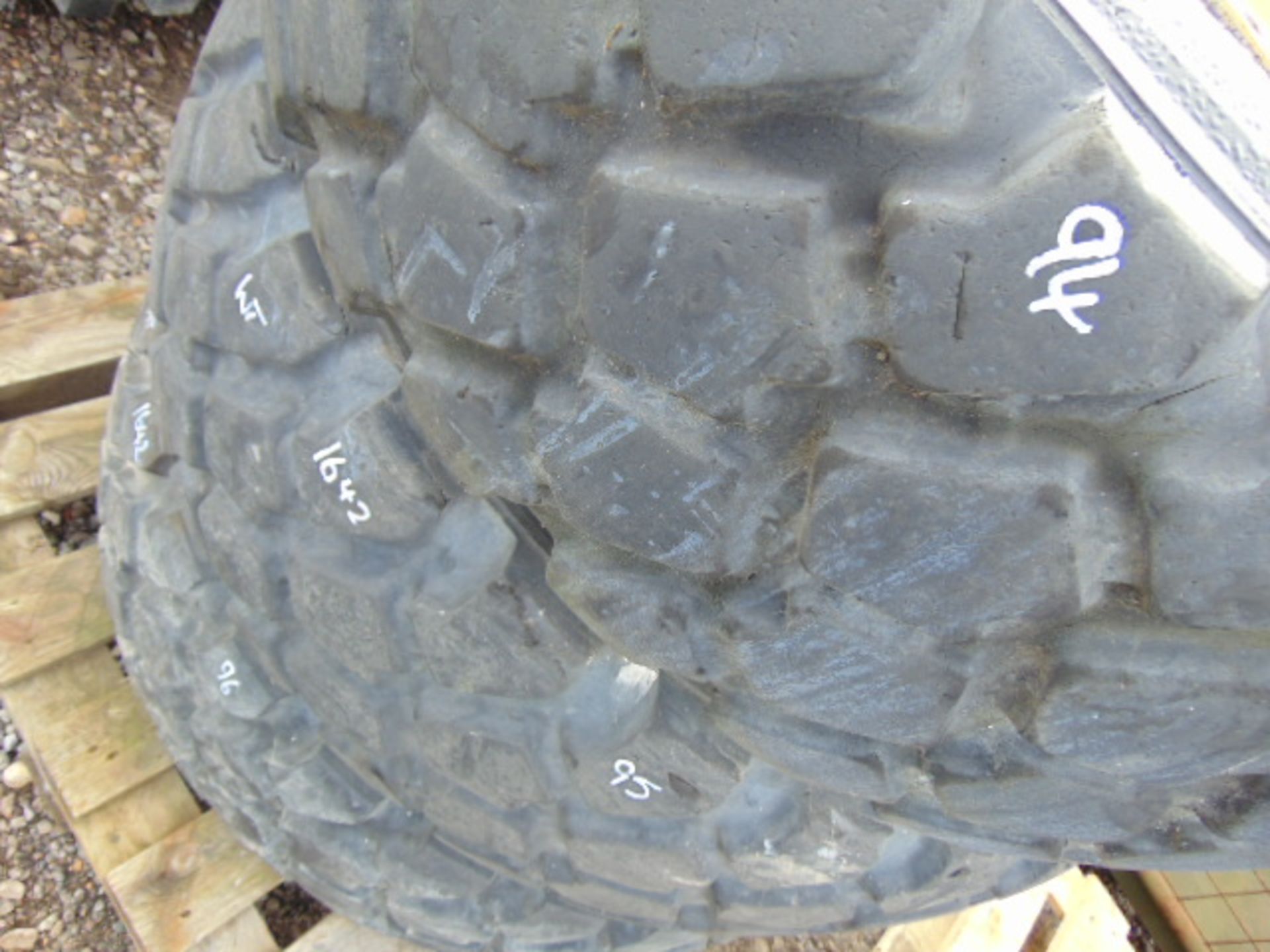 3 x Michelin 335/80 R20 XZL Tyres with 10 stud rims - Image 3 of 6