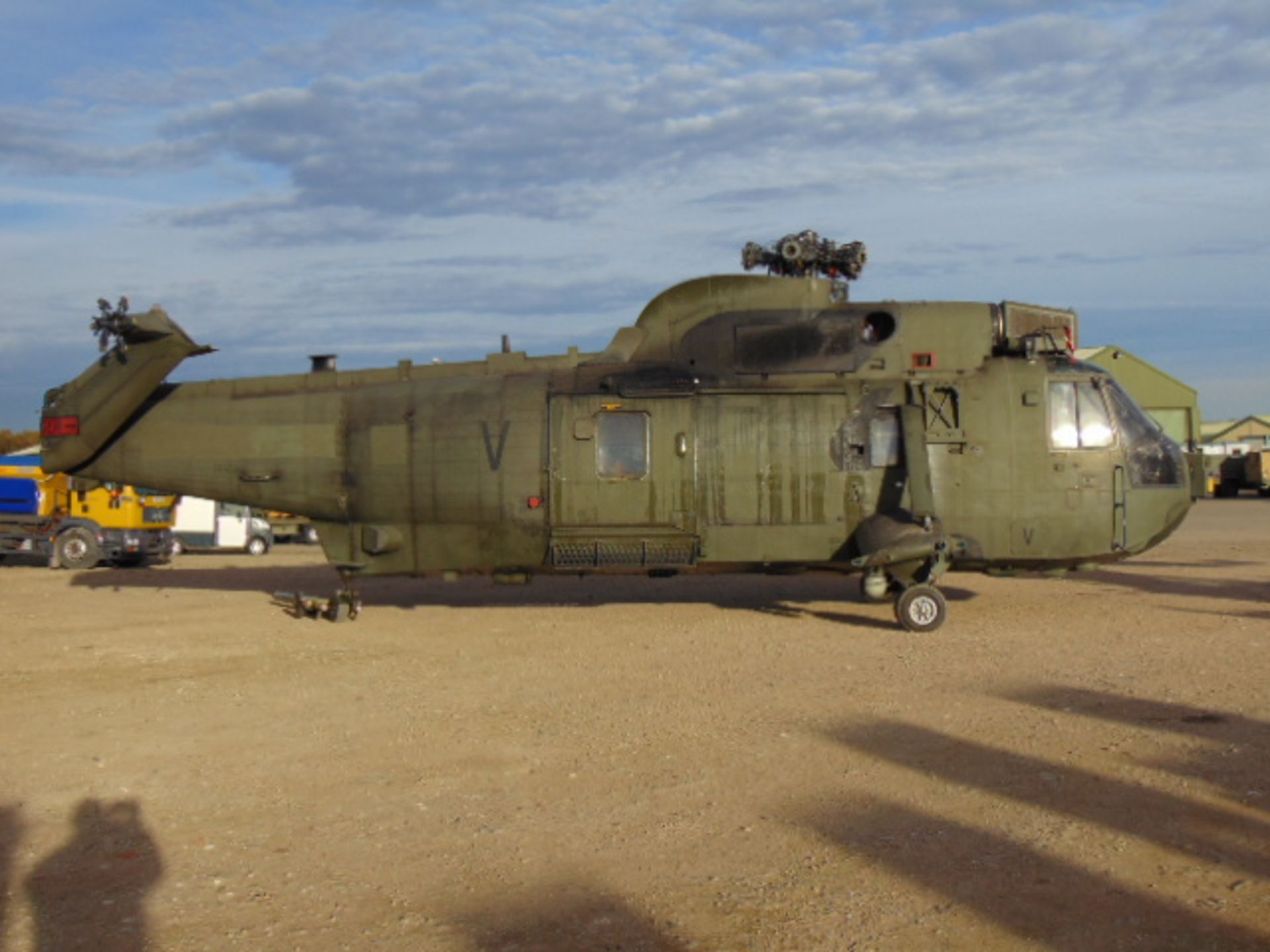 Westland Sea King HC.4 (TAIL NUMBER ZF122) Airframe - Image 6 of 43