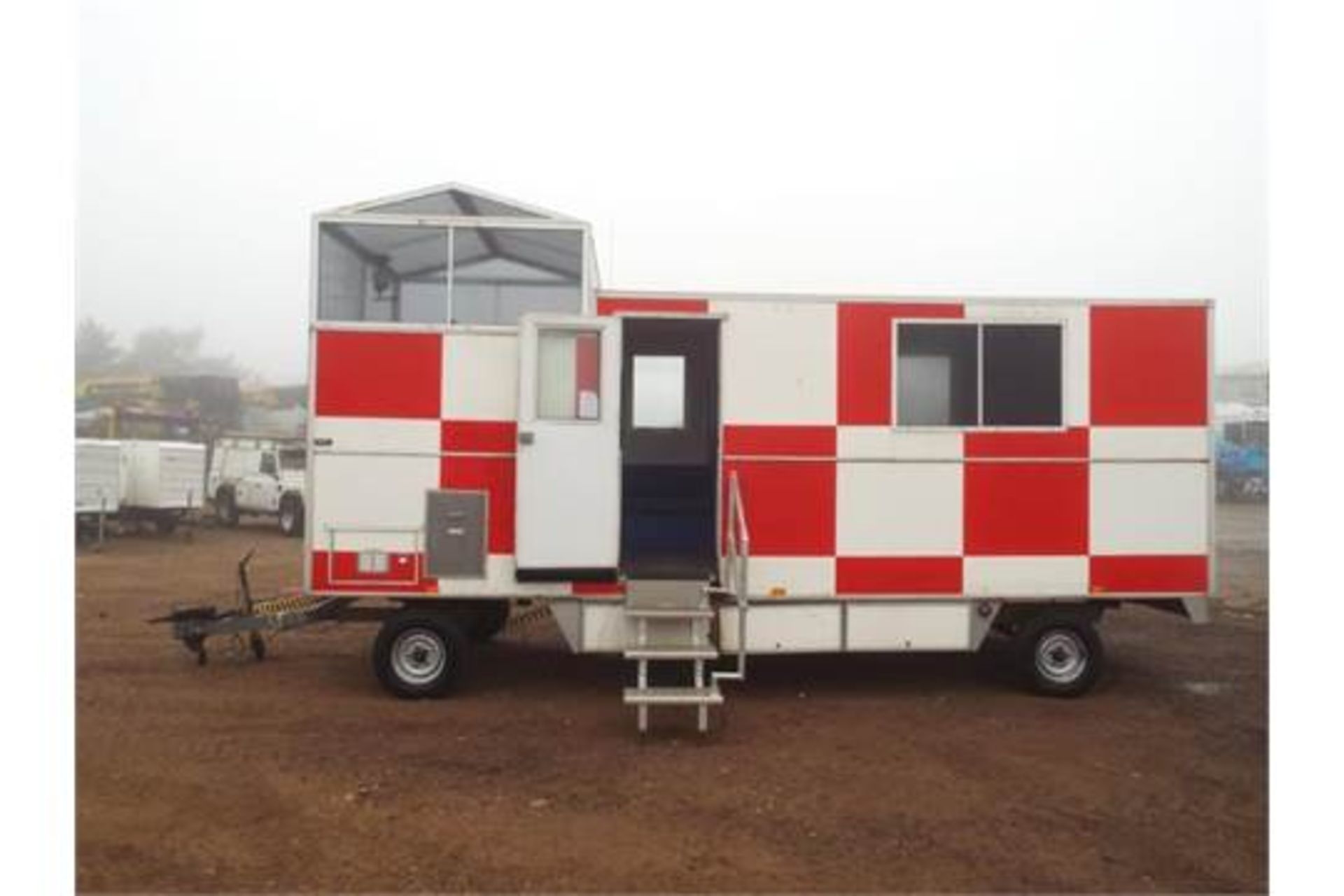 Royal Air Force Mobile Observation and Command Centre - Image 2 of 45