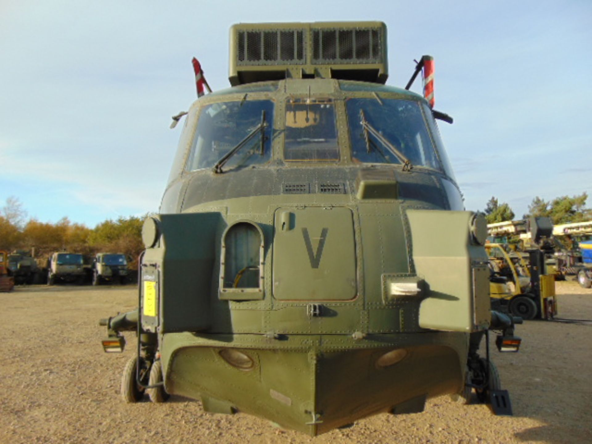 Westland Sea King HC.4 (TAIL NUMBER ZF122) Airframe - Image 3 of 43