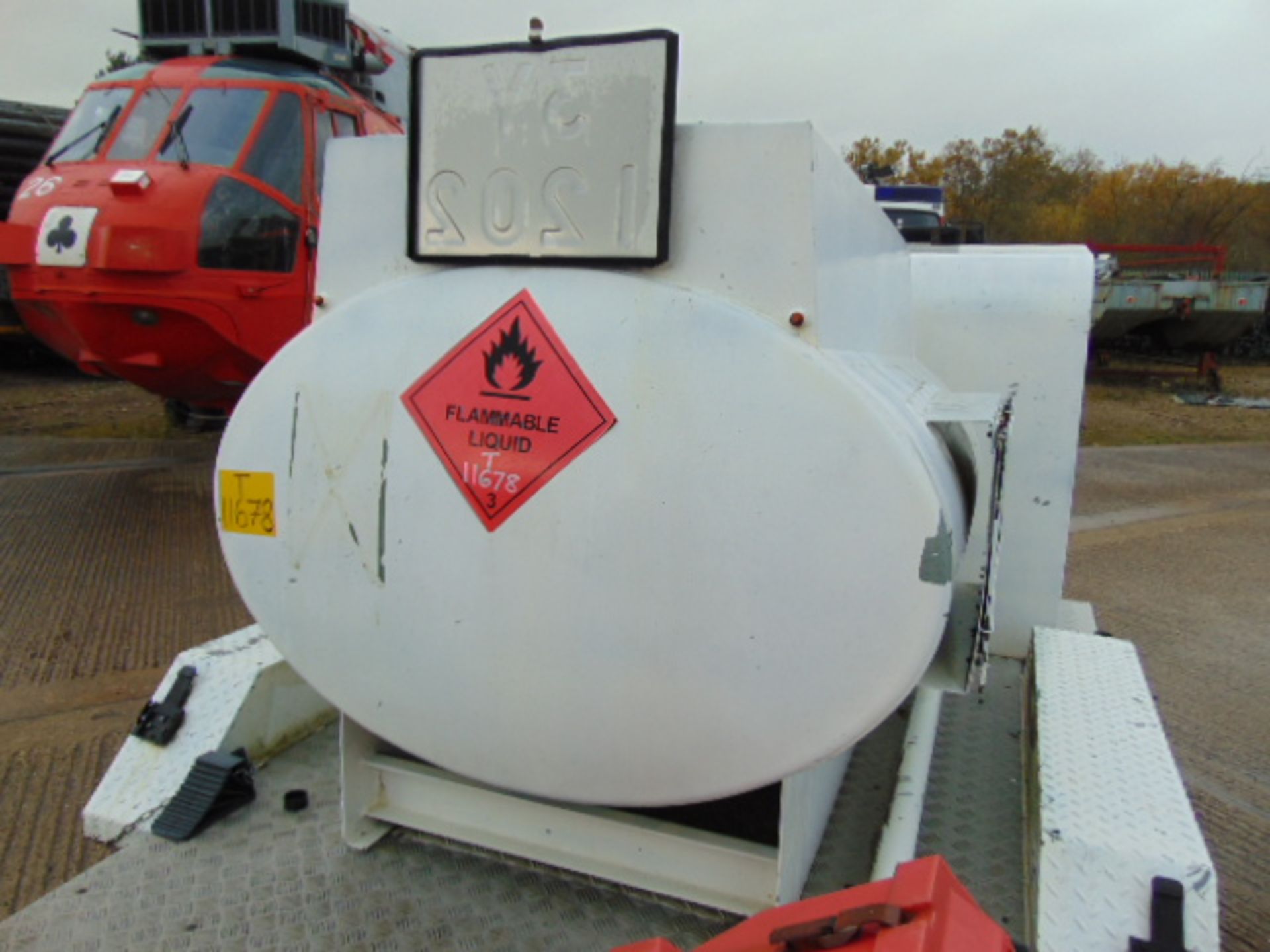 Fluid Transfer LTD 950Ltr Aviation/Fuel Bowser Trailer - Image 15 of 19