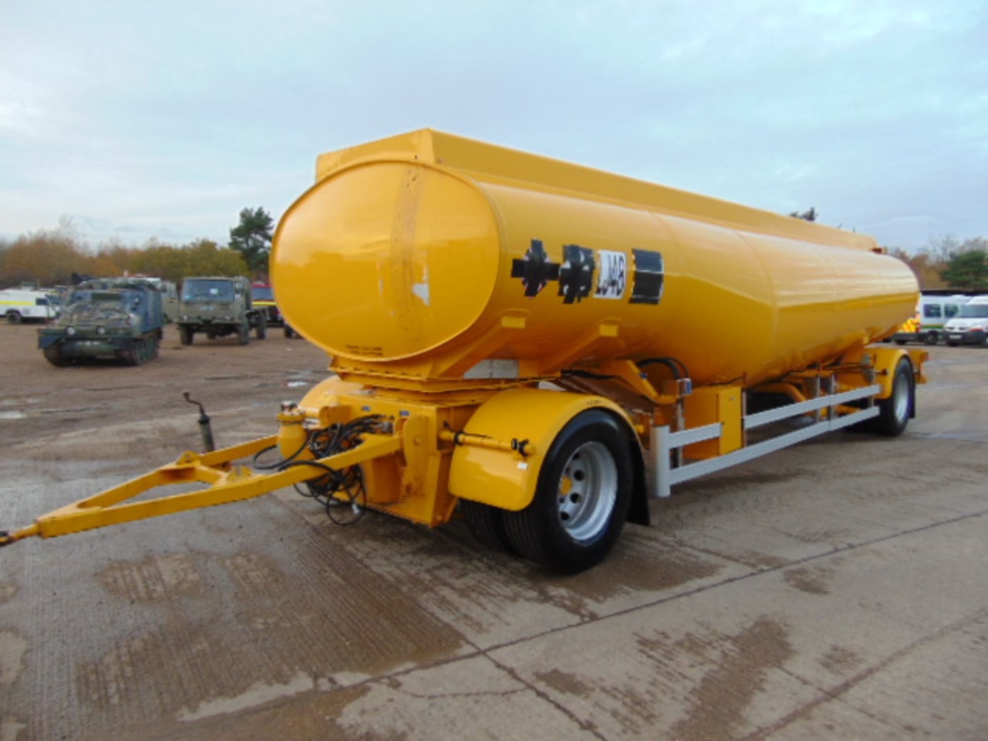 24000 Ltr Twin Axle Fluid Transfer Tanker Trailer - Image 2 of 20