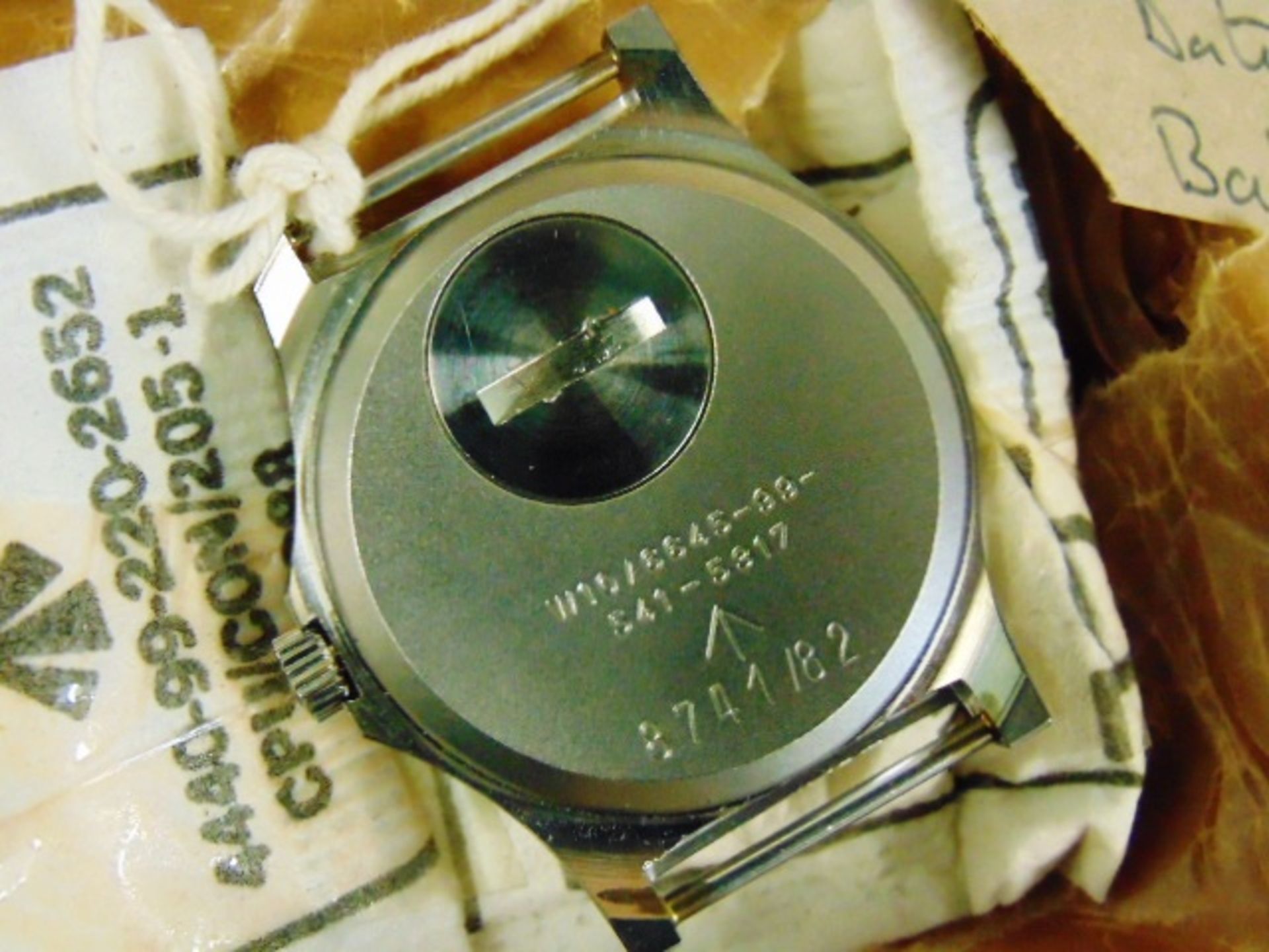 Unissued CWC (Fat Boy/Fat Case) quartz wrist watch with original box - Image 5 of 5