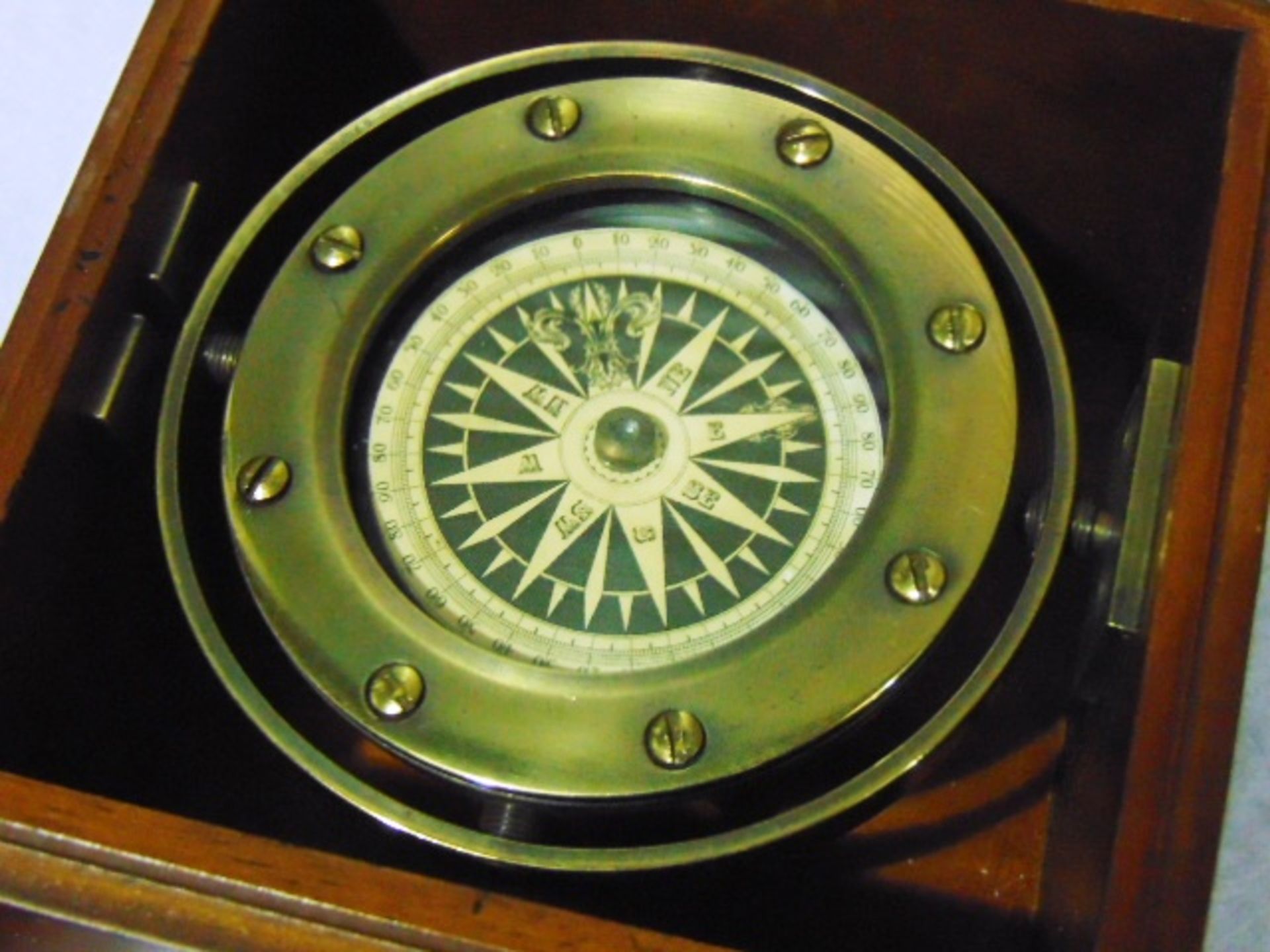 Solid Bronze Gimbaled Lifeboat Compass in Wood Box - Image 2 of 5