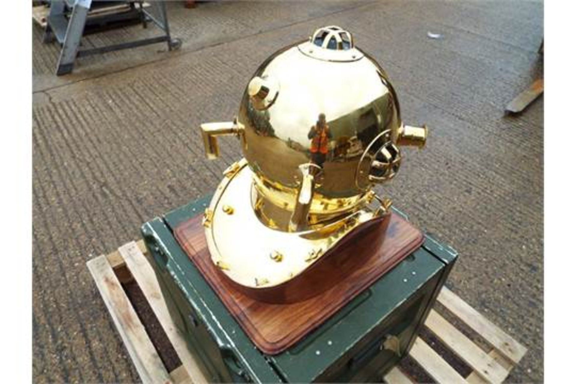 Replica Full Size U.S. Navy Mark V Brass Diving Helmet on Wooden Display Stand - Image 4 of 5