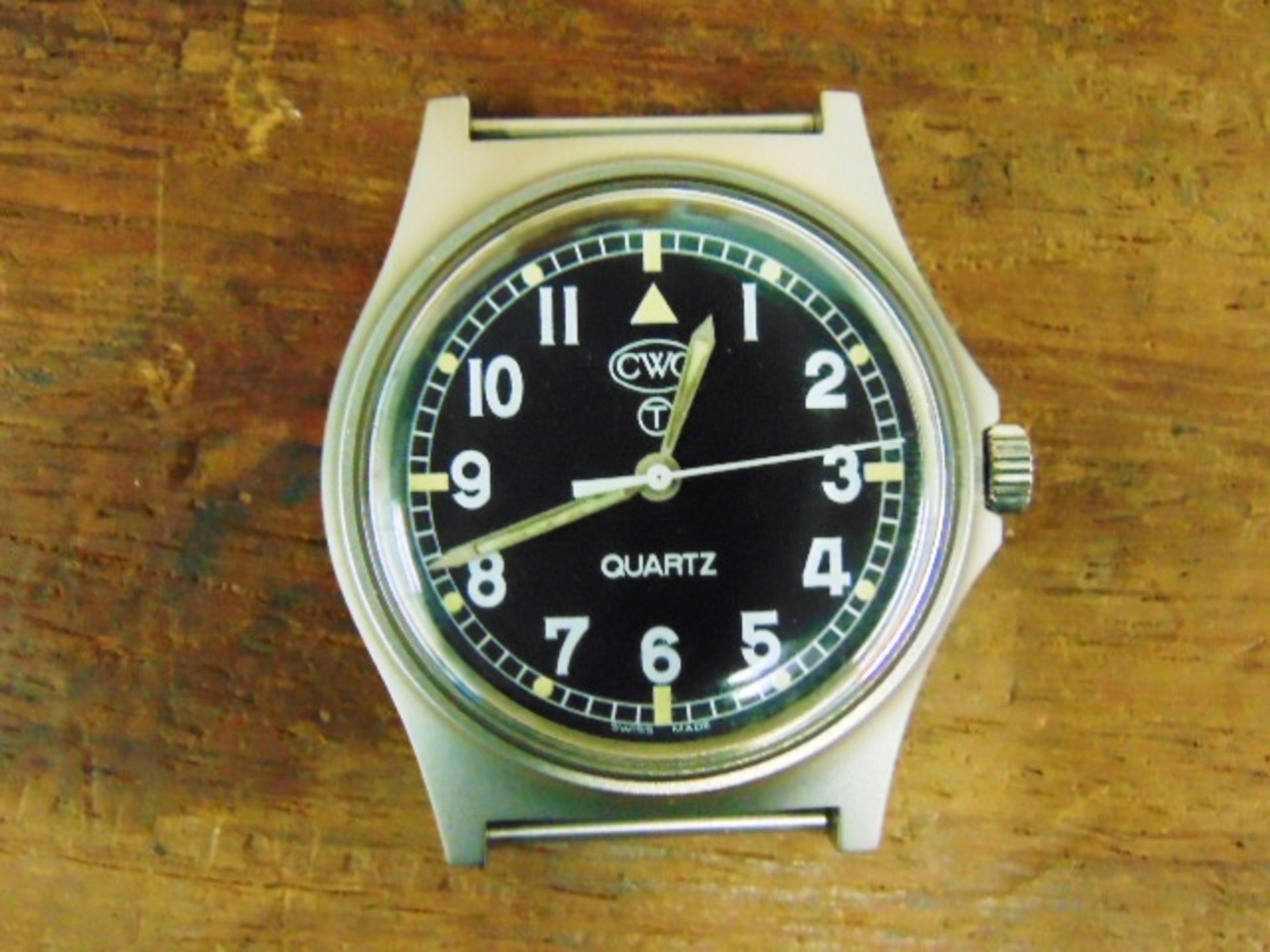Very Rare Unissued Genuine British Army, Waterproof CWC quartz wrist watch - Image 4 of 5