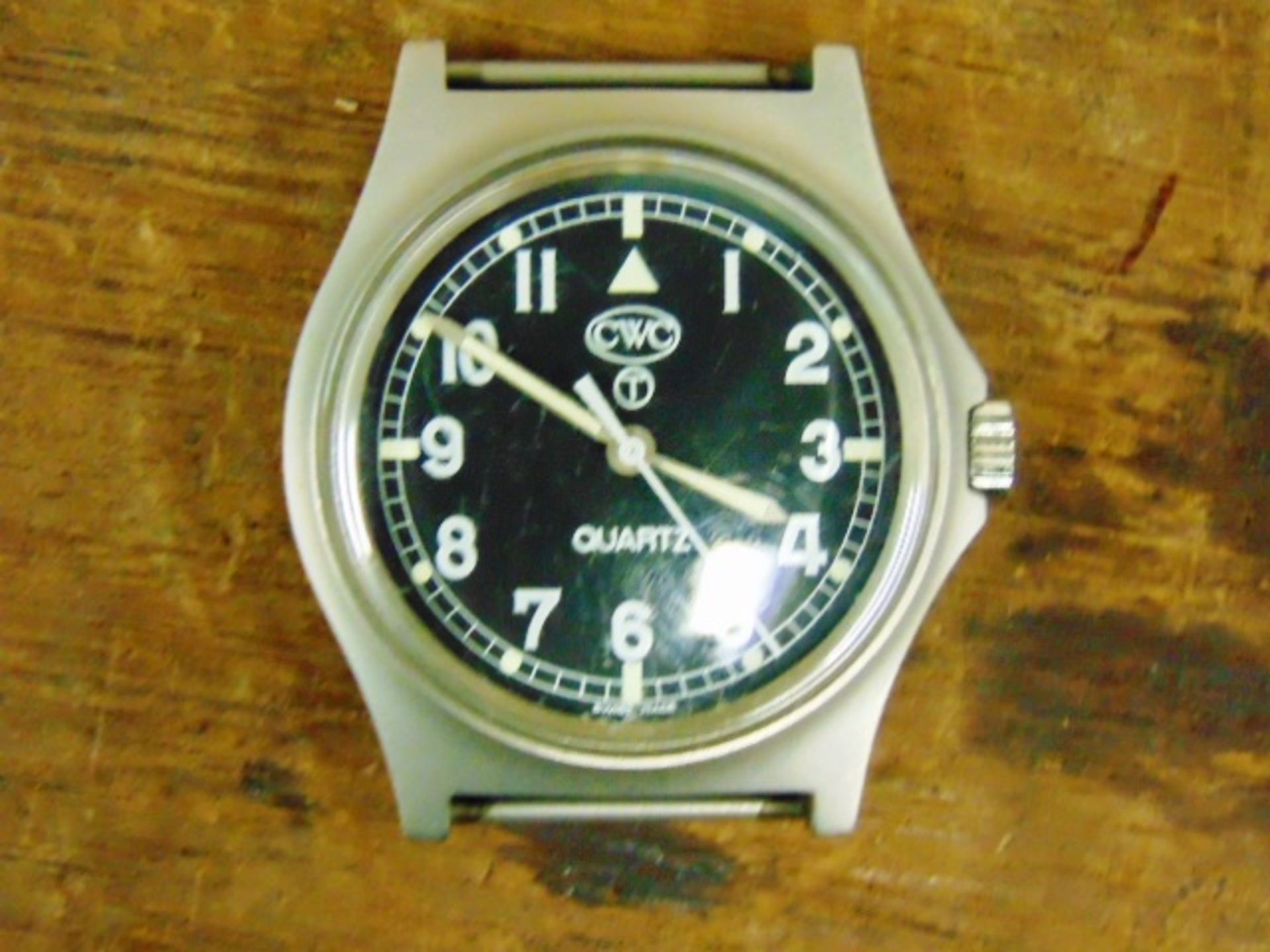 Unissued Genuine, Navy issue 0552, CWC quartz wrist watch - Image 5 of 6