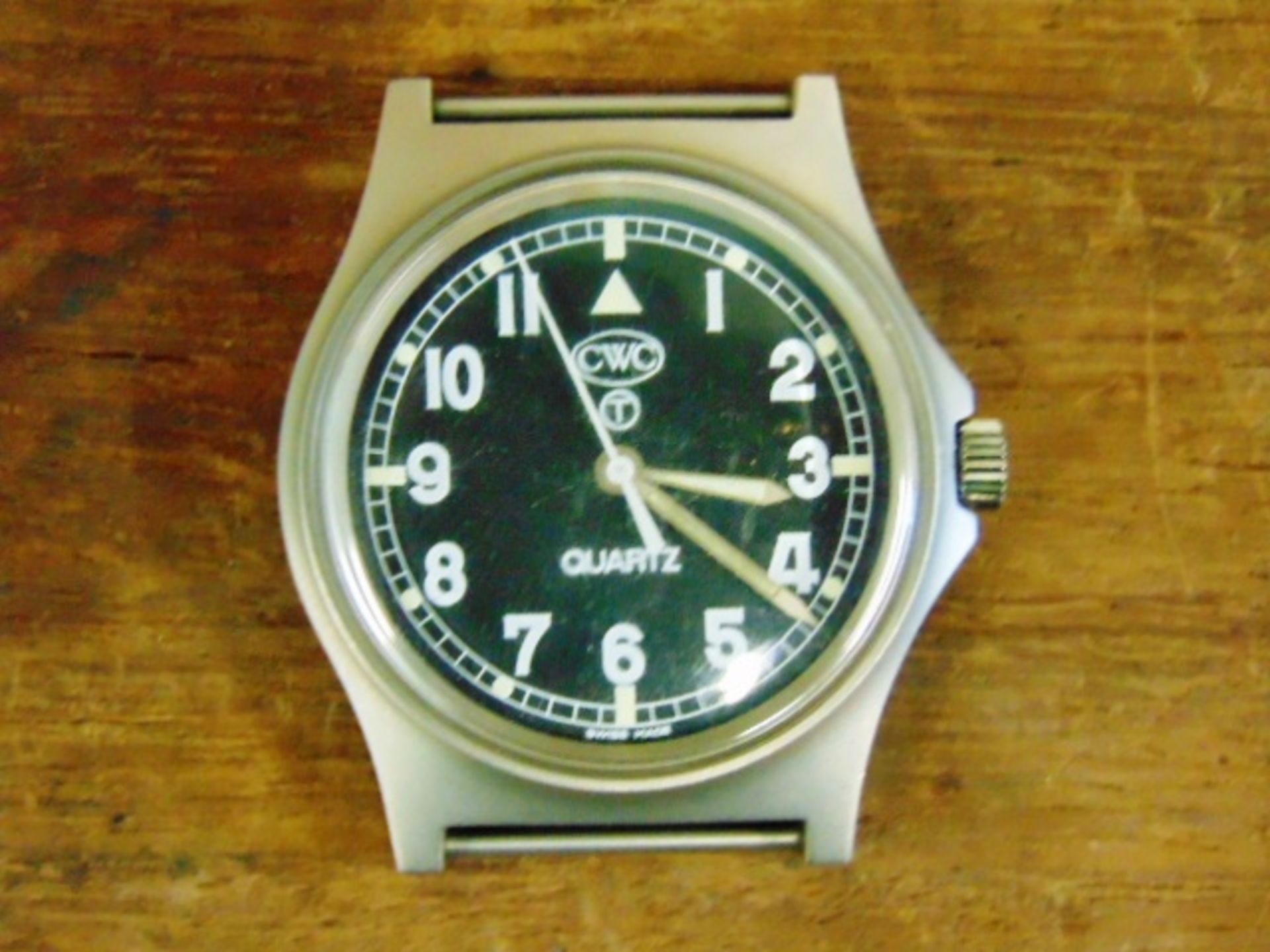 Unissued Genuine British Army, Waterproof CWC quartz wrist watch - Image 5 of 6