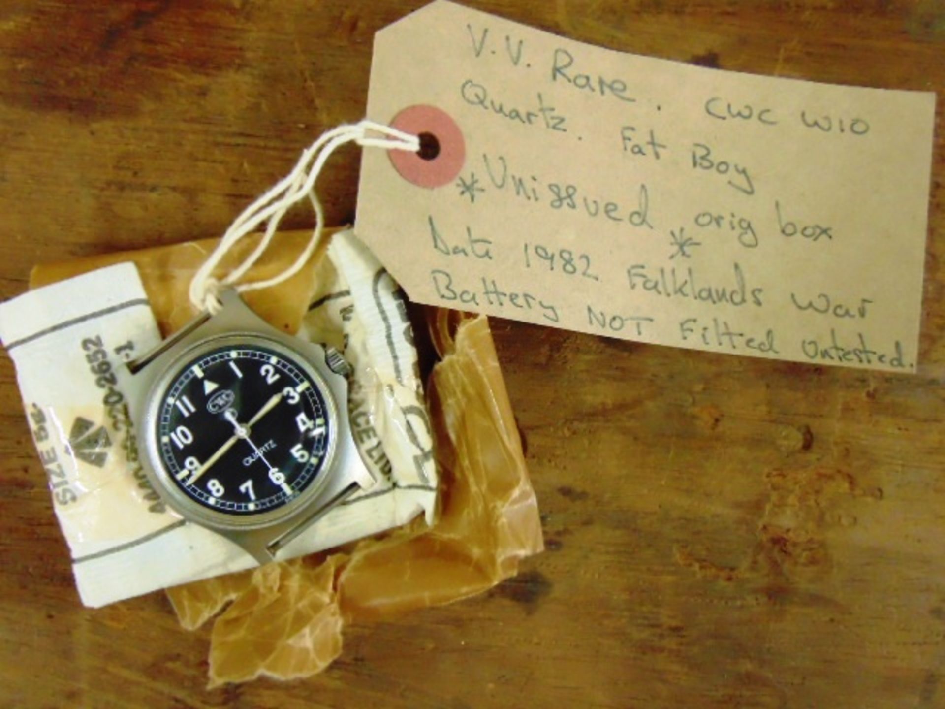 Unissued CWC (Fat Boy/Fat Case) quartz wrist watch with original box - Image 2 of 5