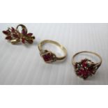 A 9ct yellow gold cluster garnet dress ring with matching brooch and a 9ct yellow gold lozenge-shape
