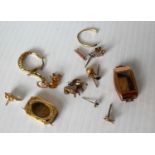 An assortment of 9ct yellow gold scrap jewellery, etc, 12g