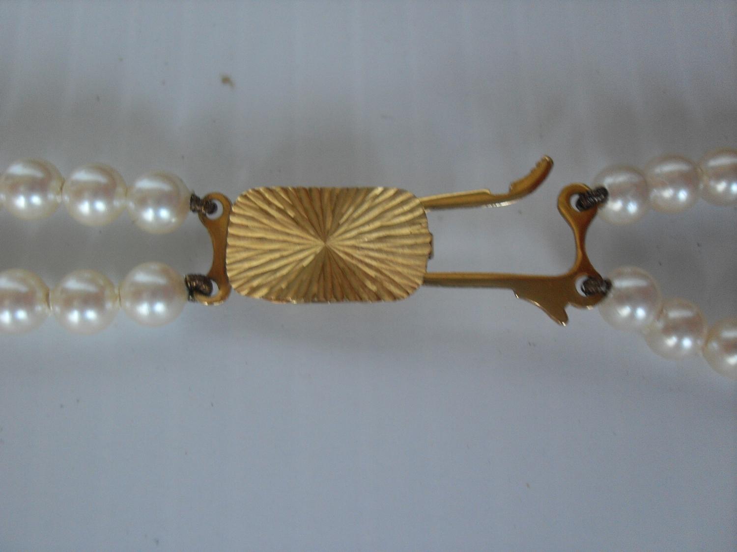 A cased double string of Lotus pearls with 9ct yellow gold clasp - Image 2 of 3
