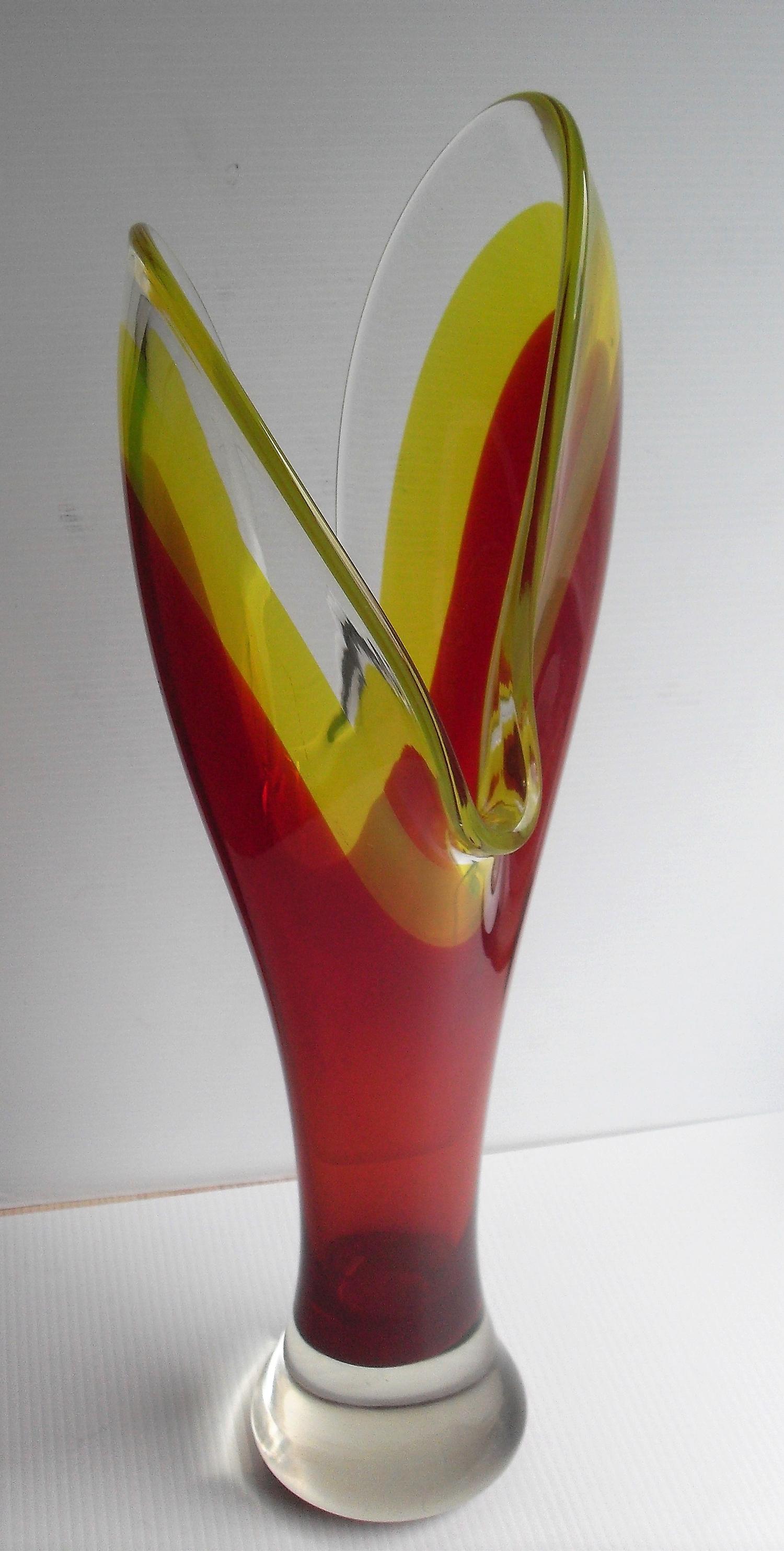 A Murano Sommerso 1960s triple-colour freeform vase, 51 cm H, without damage or repair