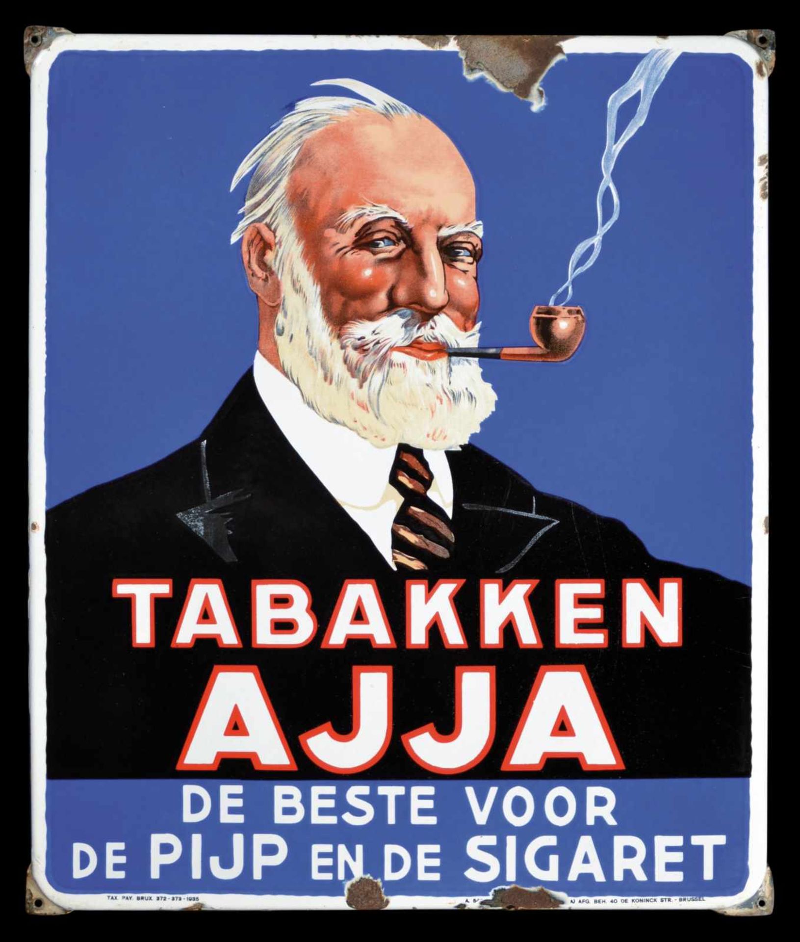 TABAKKEN AJJA (3+) Emailschild, abgekantet, schabloniert und lithographiert, Belgien 1935, 56 x 66cm