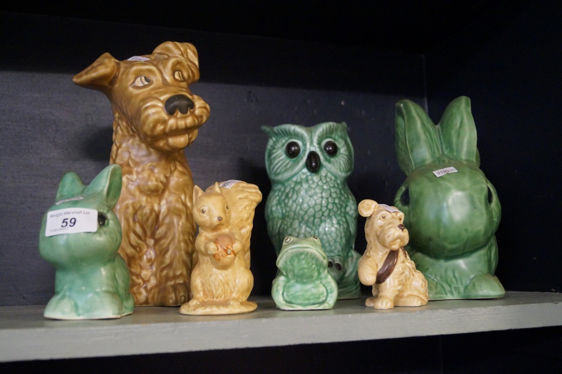 Seven pieces of assorted Sylvac to include a fireside dog, model of a frog, etc.