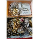 A collection of jewellery and costume jewellery, to include,