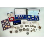 A good collection of coinage Comprising two George V 1935 silver crowns,