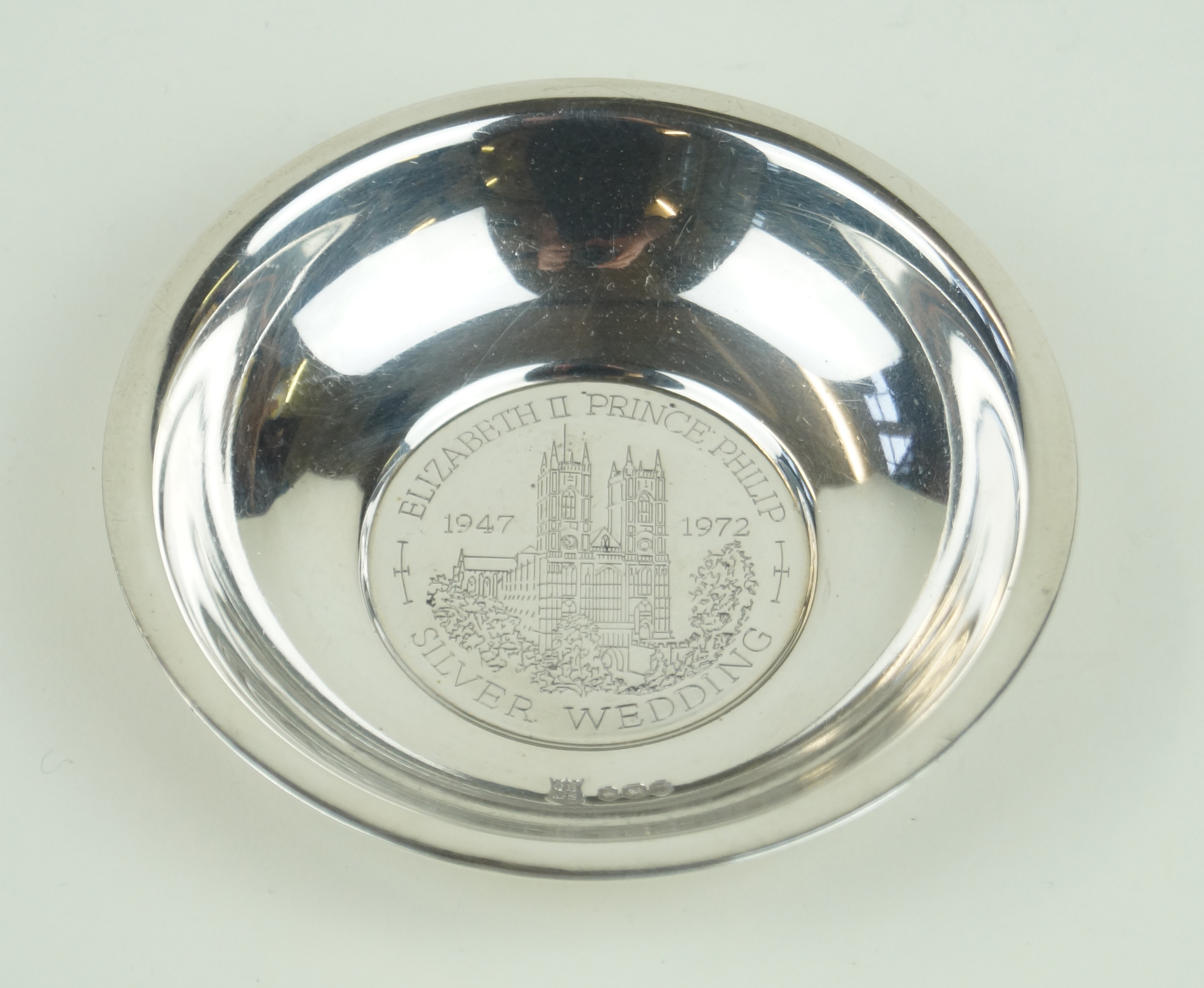 A contemporary hallmarked silver dish Commemorating the silver wedding anniversary of Elizabeth II