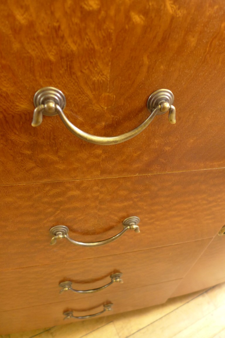 An Art Deco lacewood break front sideboard Having four drawers flanked by two cupboard doors, - Image 6 of 10