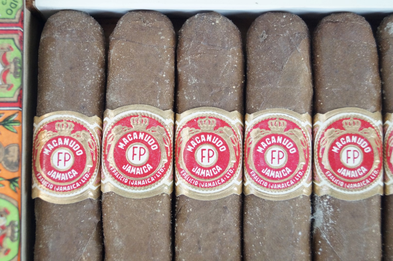 1 Box 25 Macanudo 'Churchills' Cigars from mid-late 1960's made in Jamaica and manufactured under - Image 2 of 2