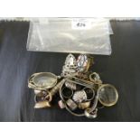 A quantity of silver and costume jewellery, to include a fib,