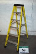 TBD DAVIES Summit Light Weight Contractors 5-Tread Step Ladder