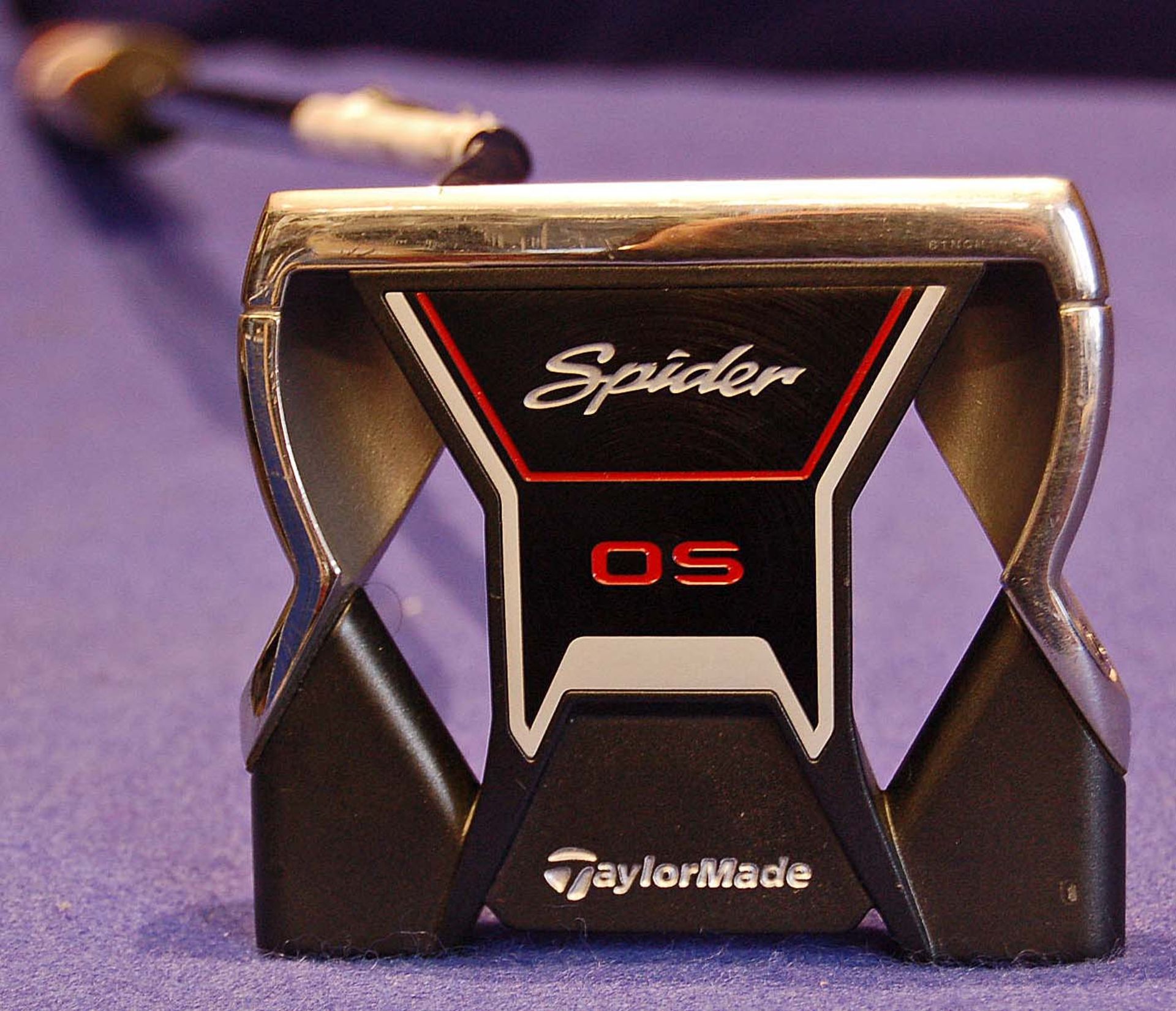 A TAYLORMADE OS SPIDER 2016 Left Handed Putter with Super Stroke 2.0 Mid Slim Grip on A TAYLORMADE - Image 2 of 2