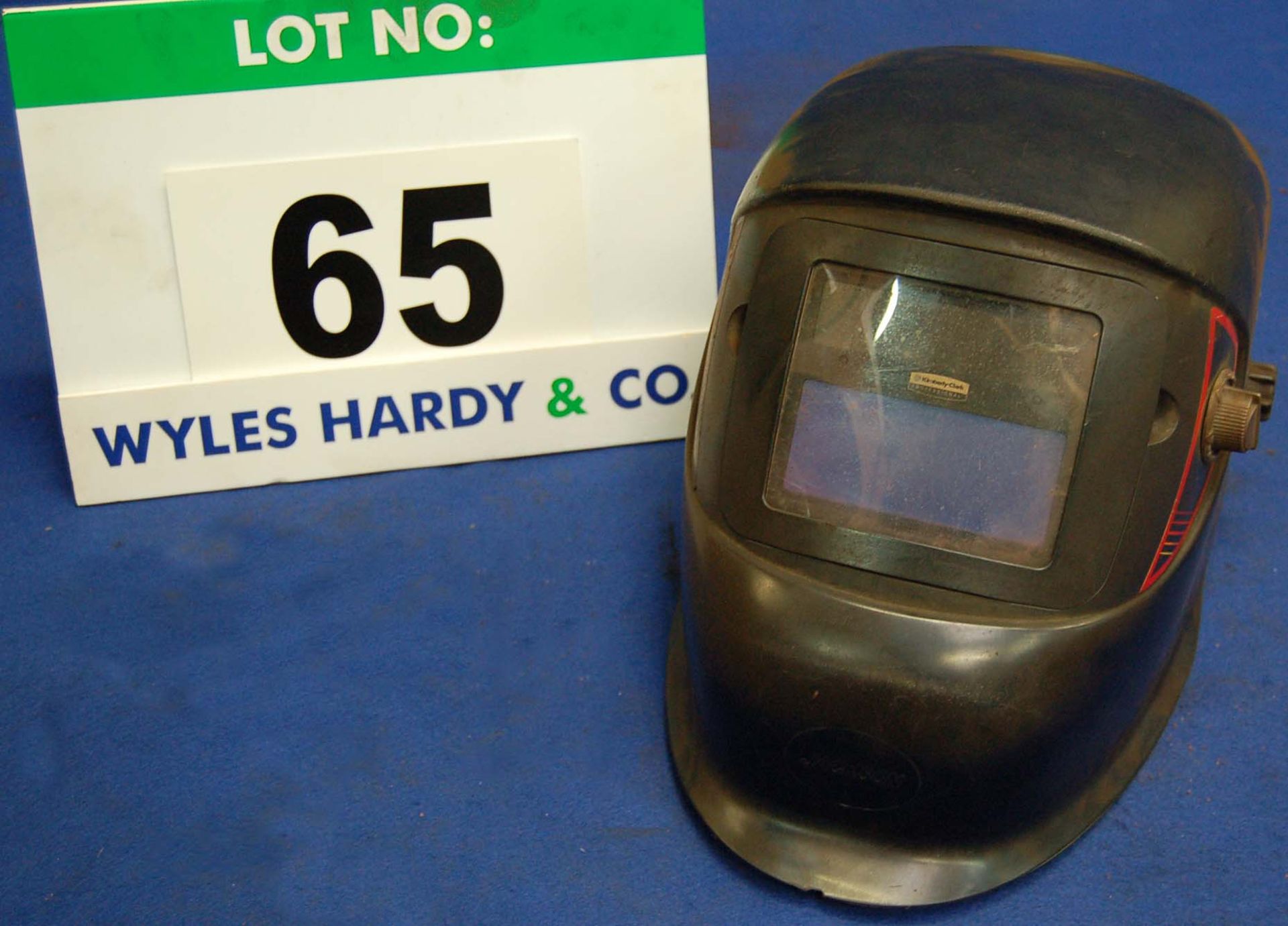 A JACKSON Reactive Glass Welders Mask