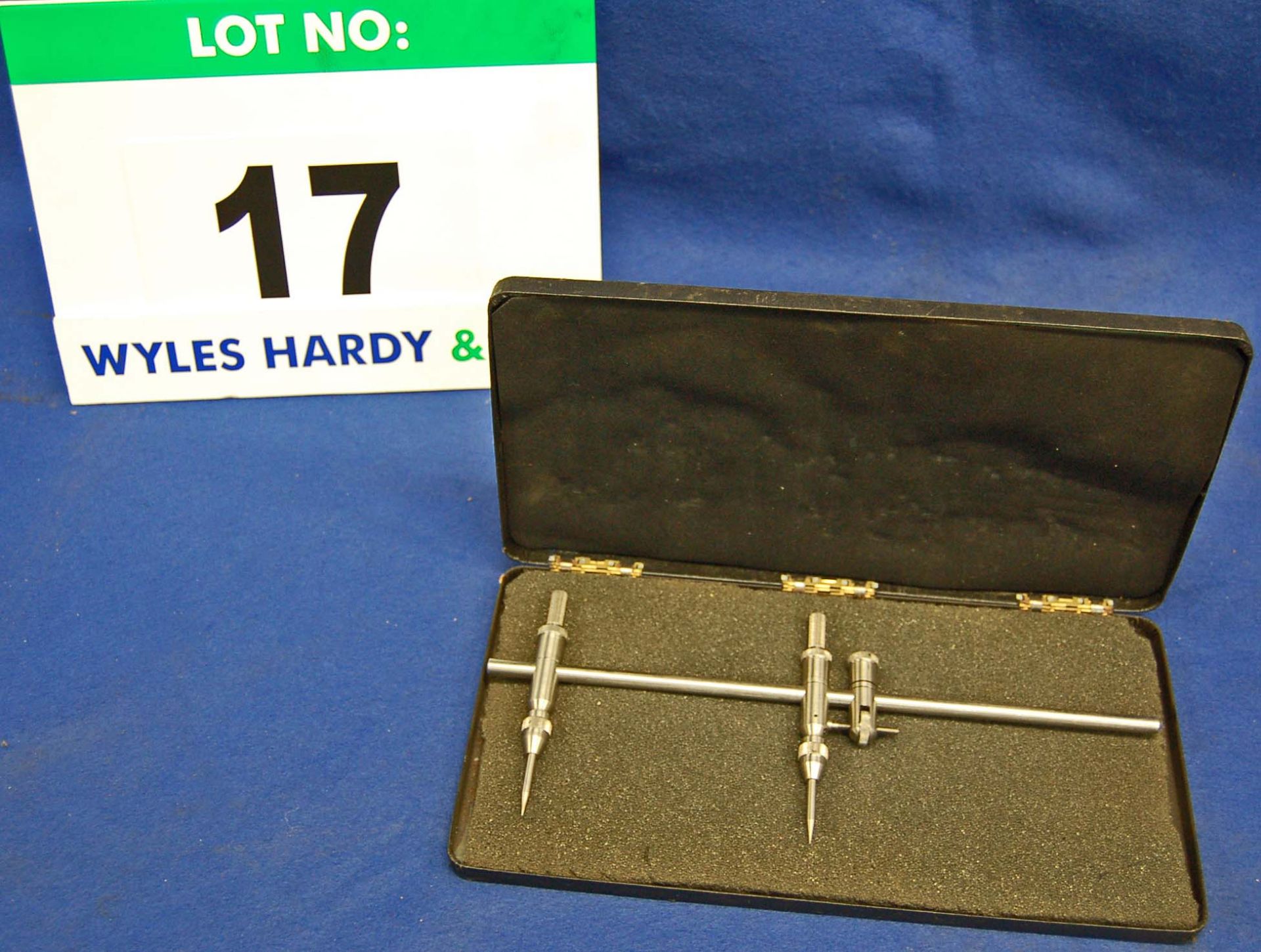 A MOORE & WRIGHT 12 inch Trammel Set