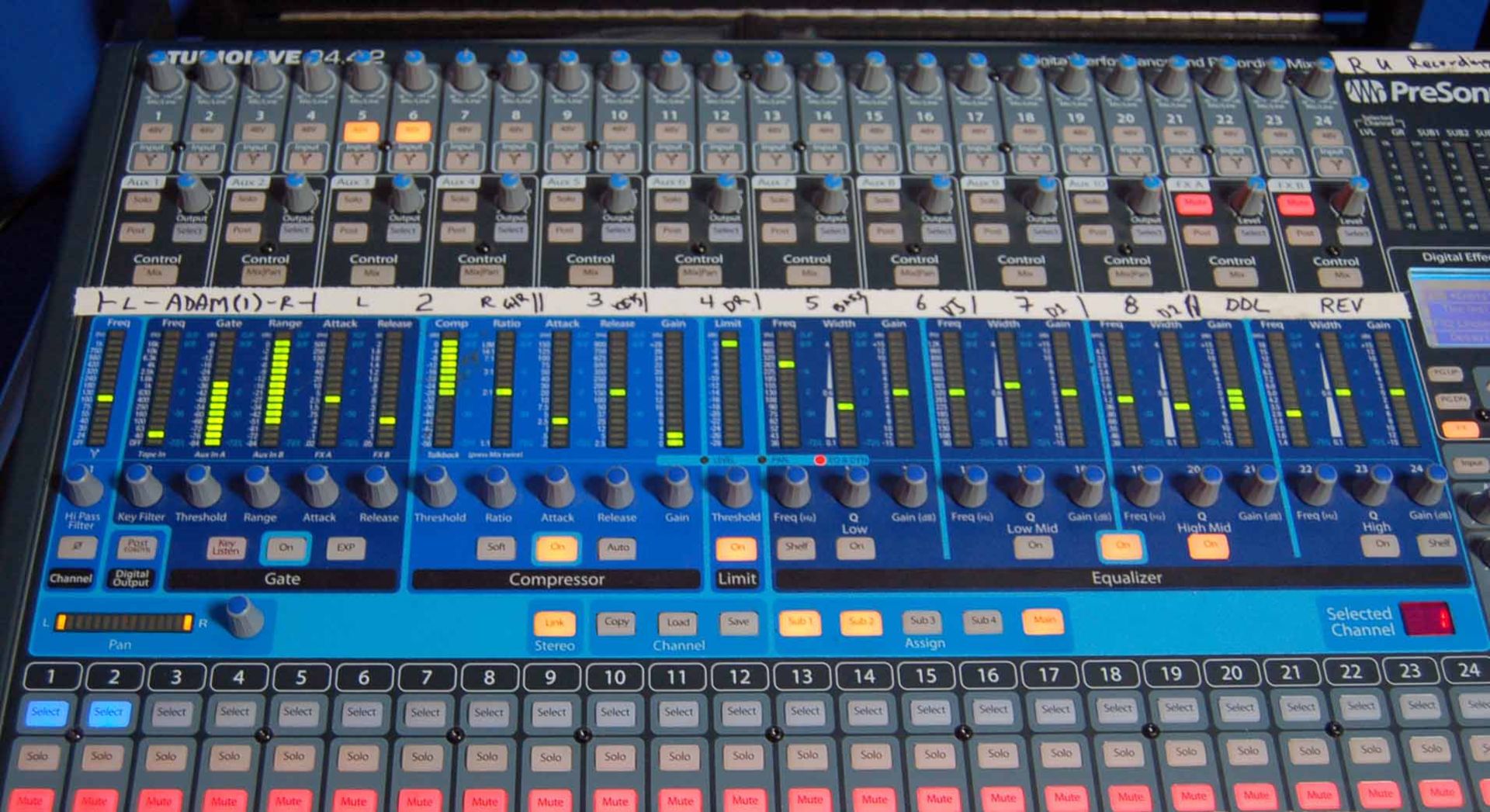A PRESONUS Studio Live 24 4.2 Mixing Desk, 24-Channel, Four BVS, DV25 Outputs in GATOR Carry Case - Image 4 of 5