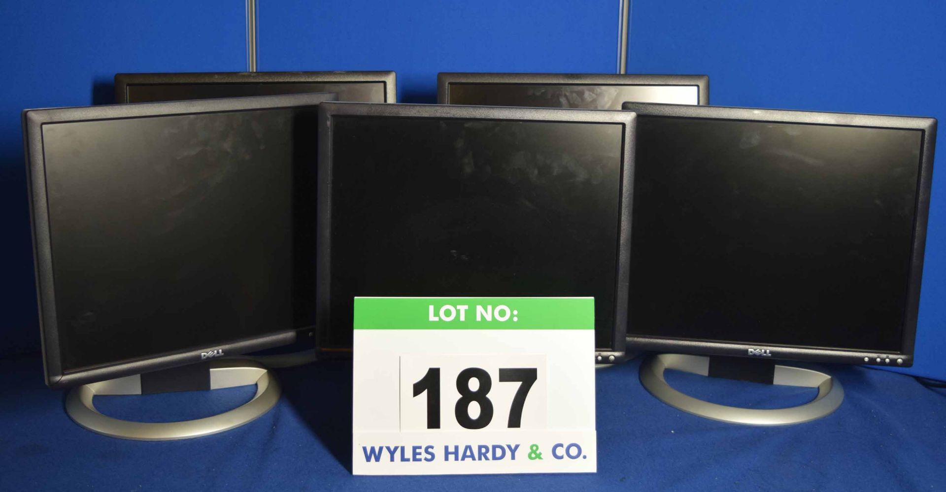 Five DELL 19 inch Flat Screen Displays