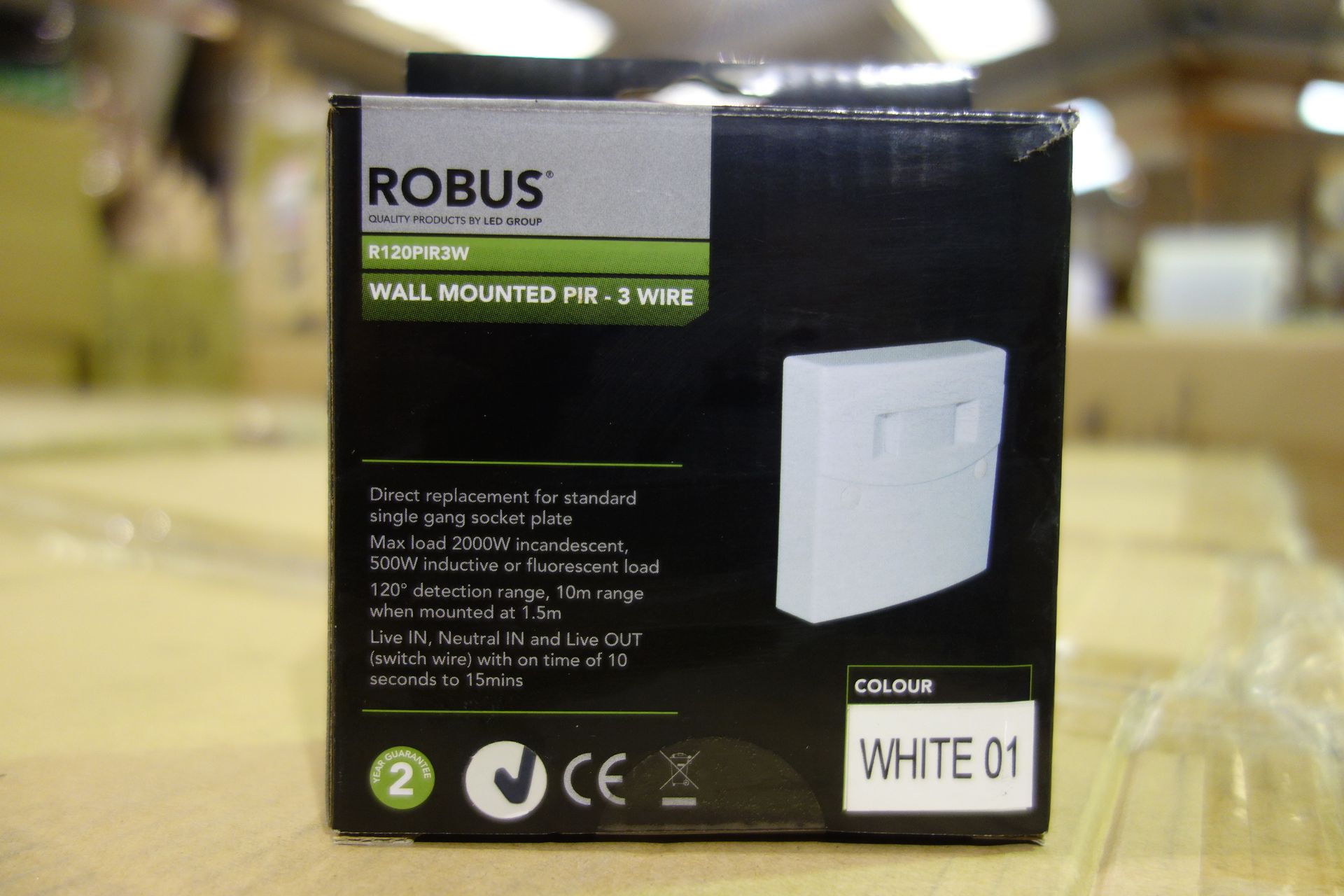 25 X Robus R120PIR3W Wall Mounted PIR 3 Wire White Max Load 2000W