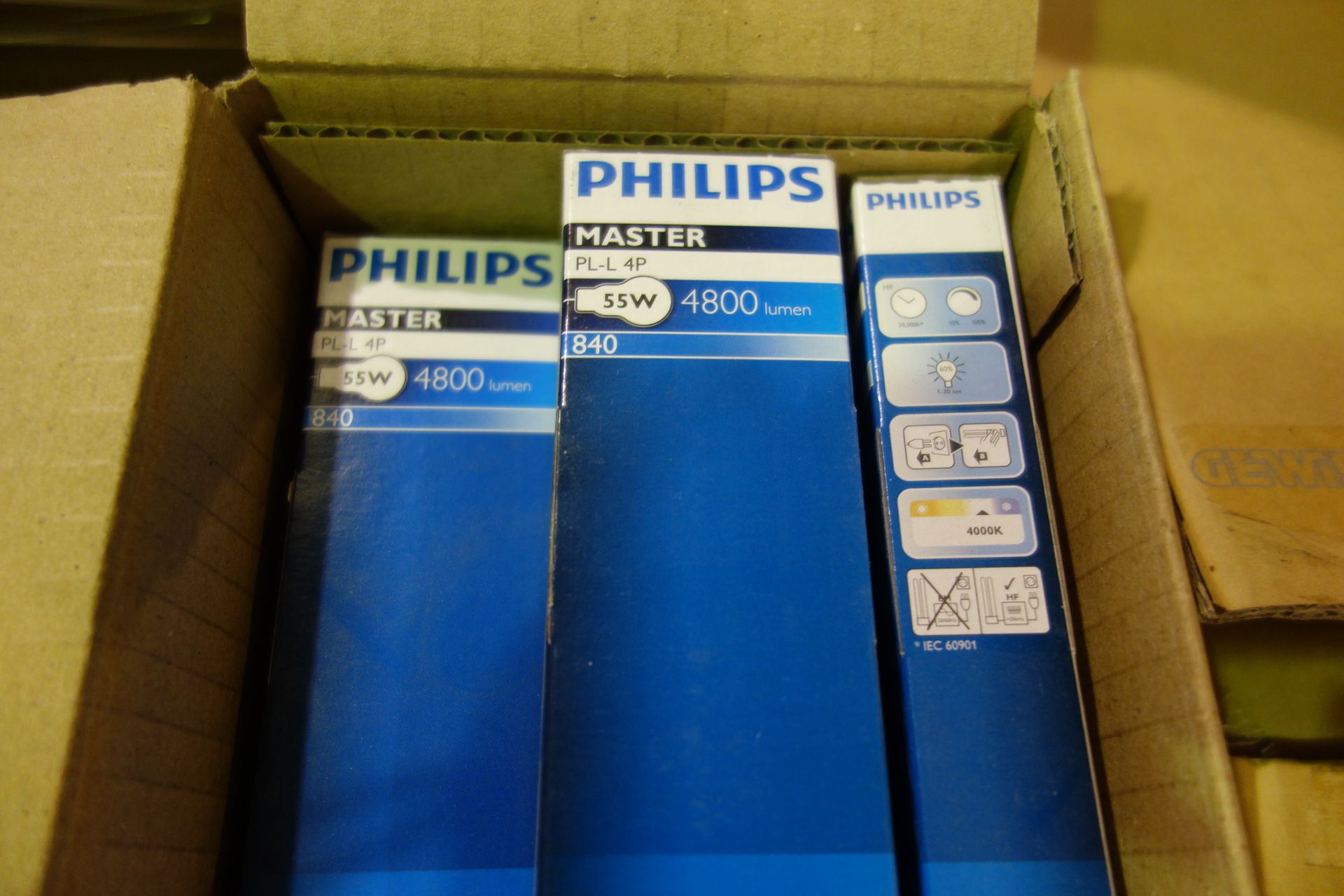 49 X Philips Master PL-L 55W/840 4P 4000K Cool White