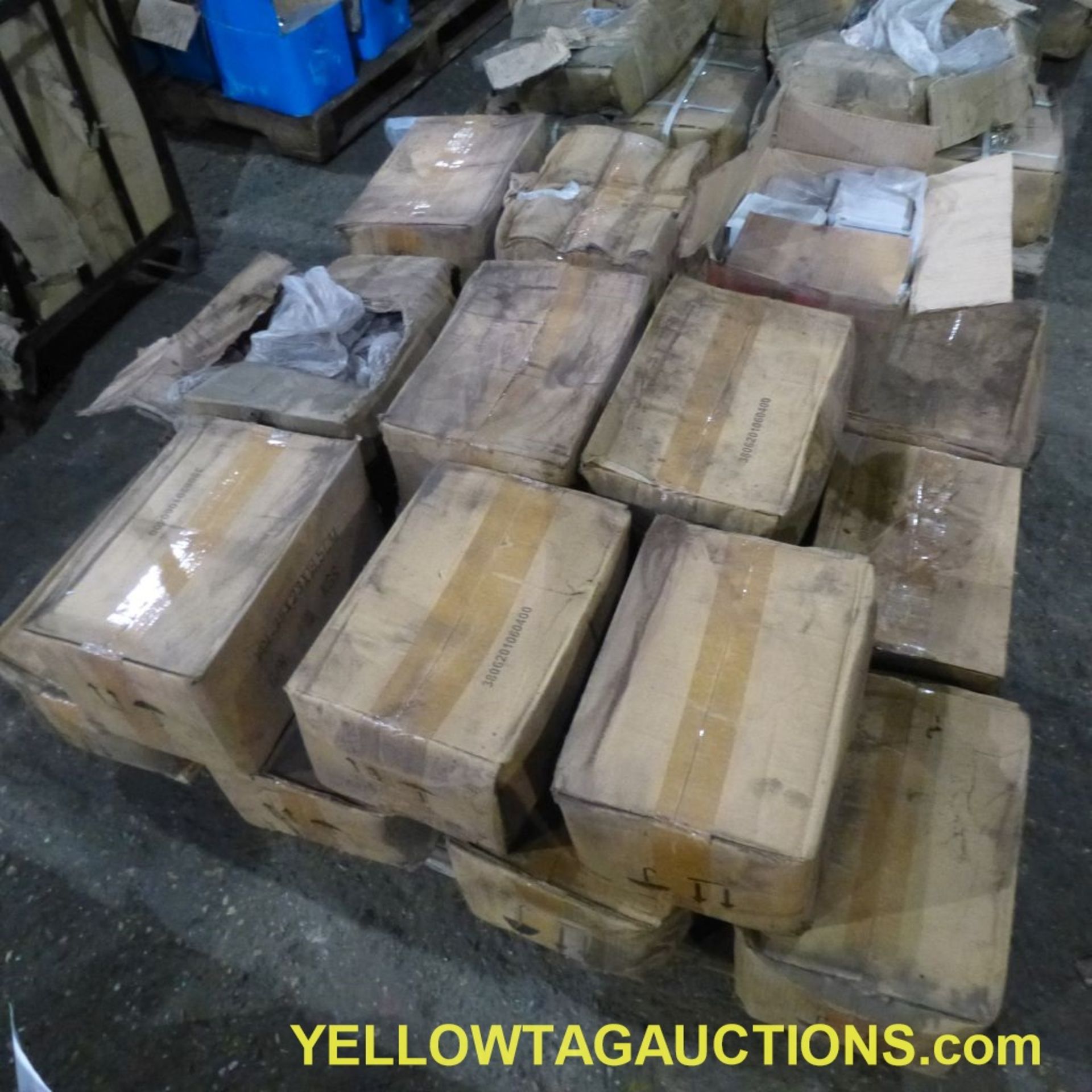 Lot of Approx. (300) 4-Bolt Flange Bearings|UC205-16|Tag: 330 - Image 9 of 14