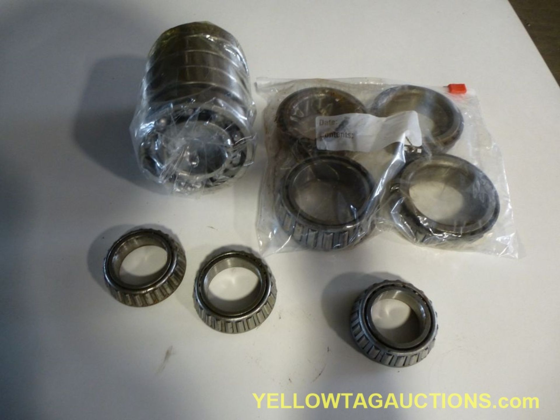 Lot of (1) Pallet of Assorted Bearings|Tag: 1153