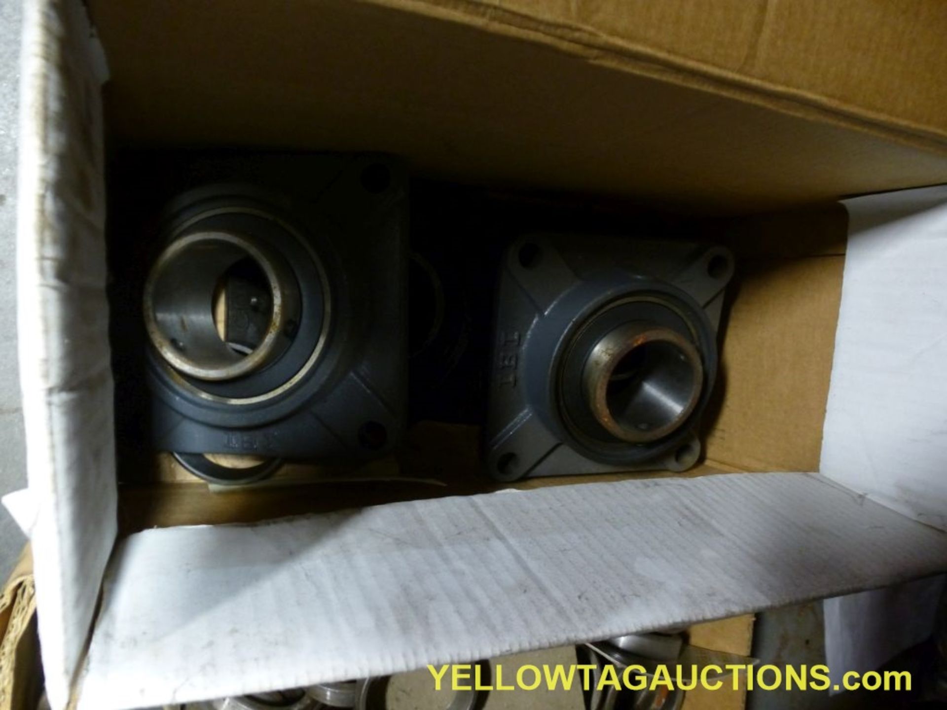 Lot of Approx. (994) Assorted Bearings and Seals|**All Quantities Approximate**|(100) Federal - Image 31 of 33