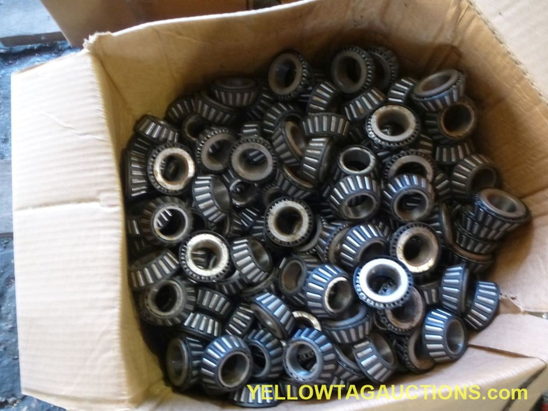Lot of Approx. (650) Assorted Bearings|Approx. (300) SST, HM88649; Approx. (200) ZXY, L44645; - Bild 3 aus 7
