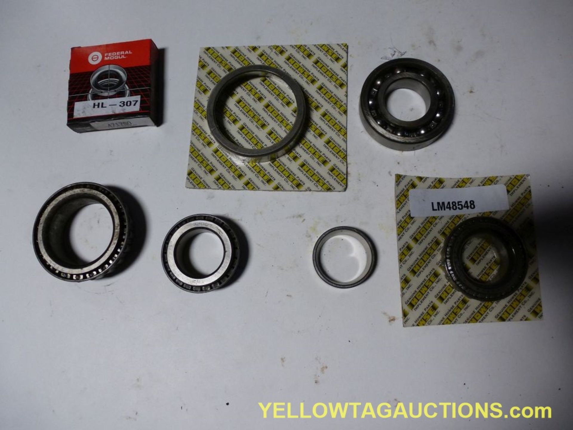 Lot of Approx. (994) Assorted Bearings and Seals|**All Quantities Approximate**|(100) Federal