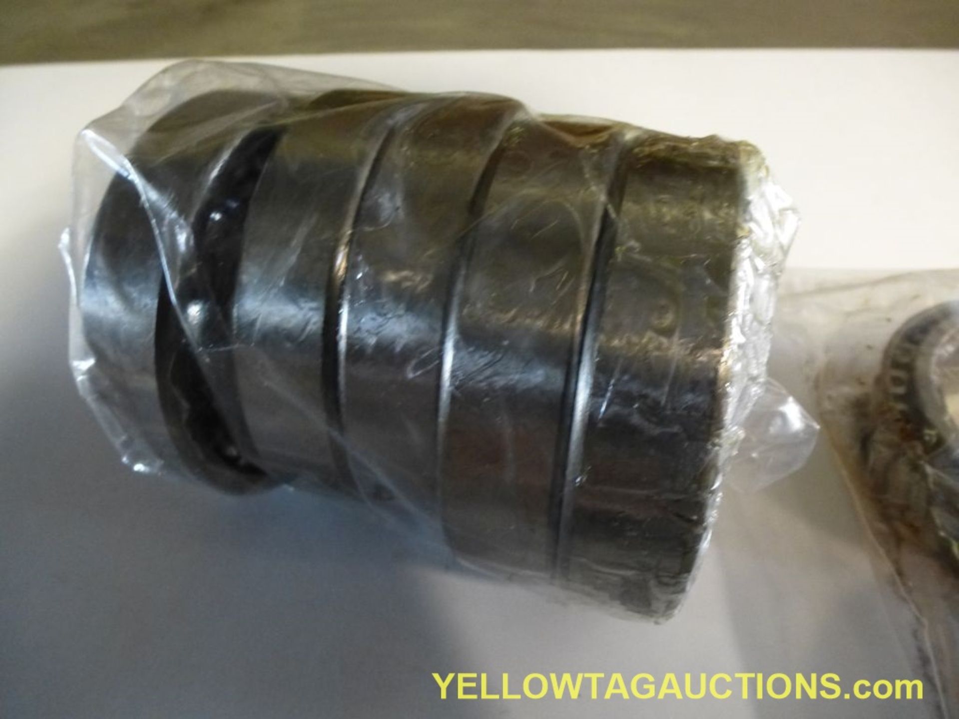 Lot of (1) Pallet of Assorted Bearings|Tag: 1153 - Image 5 of 16