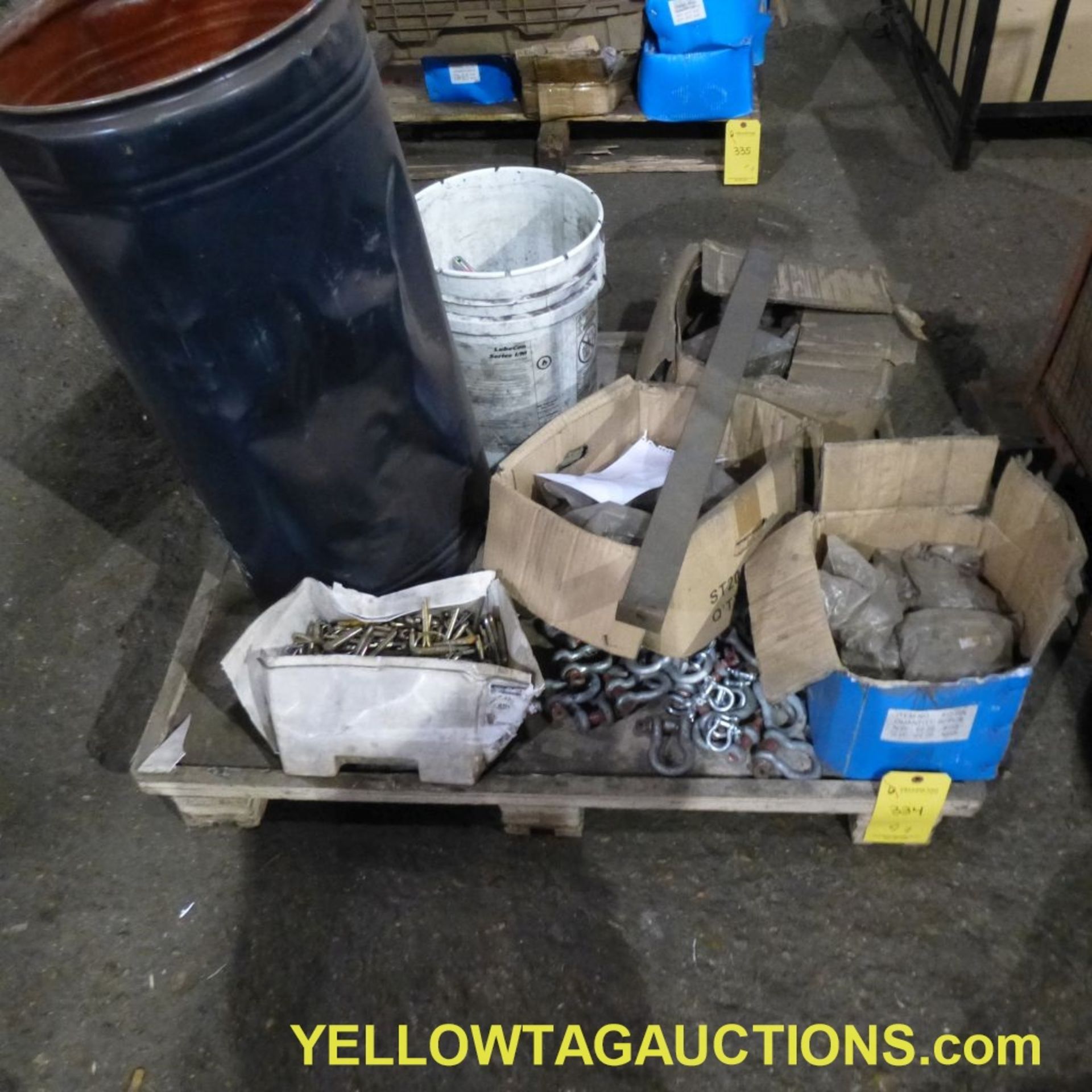 Lot of (1) Pallet of Assorted Hardware|Includes: Clevis Hooks, Pull Pins, 6-Link Chain, Cotter