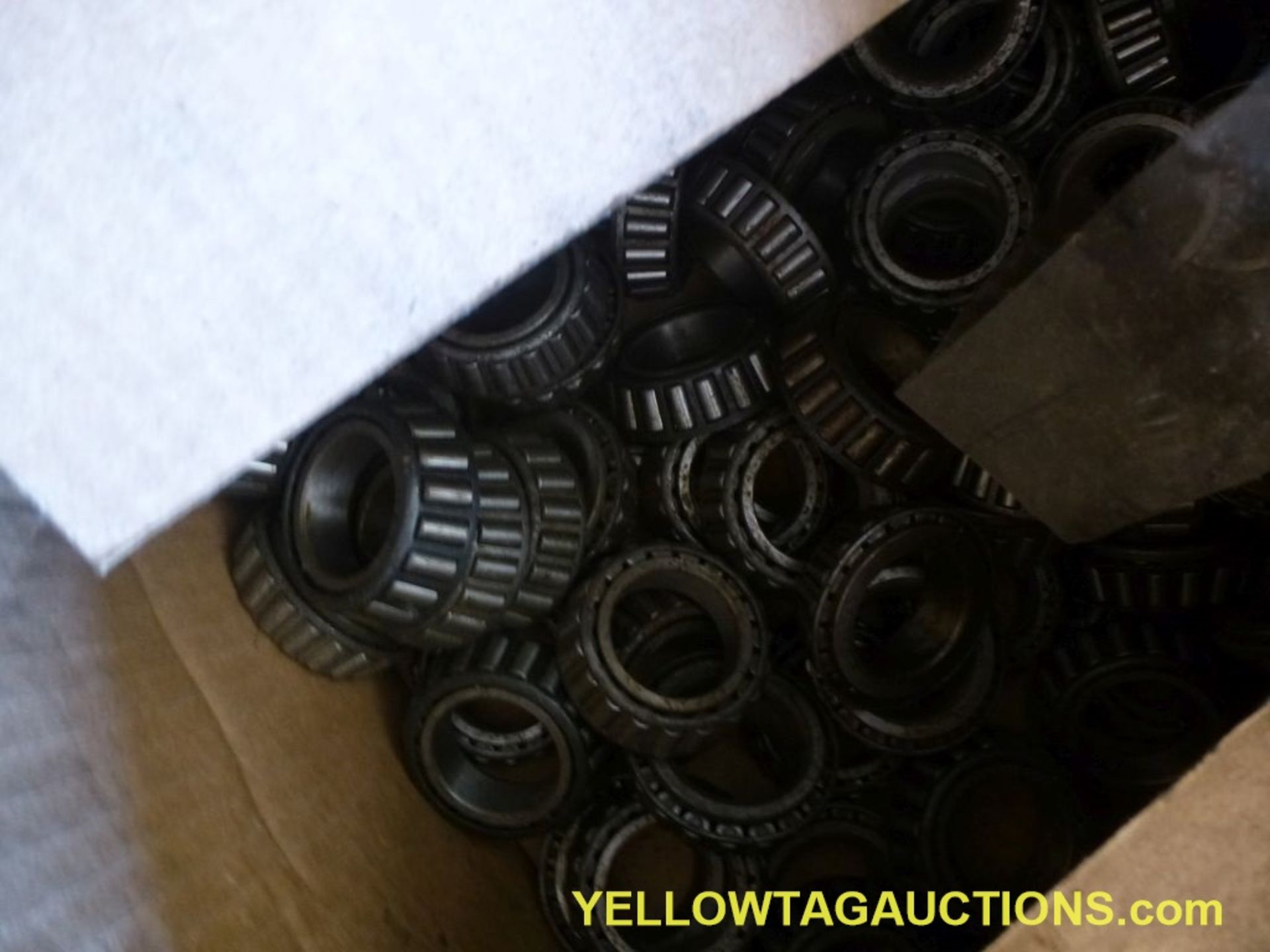 Lot of Approx. (650) Assorted Bearings|Approx. (300) SST, HM88649; Approx. (200) ZXY, L44645; - Bild 4 aus 7