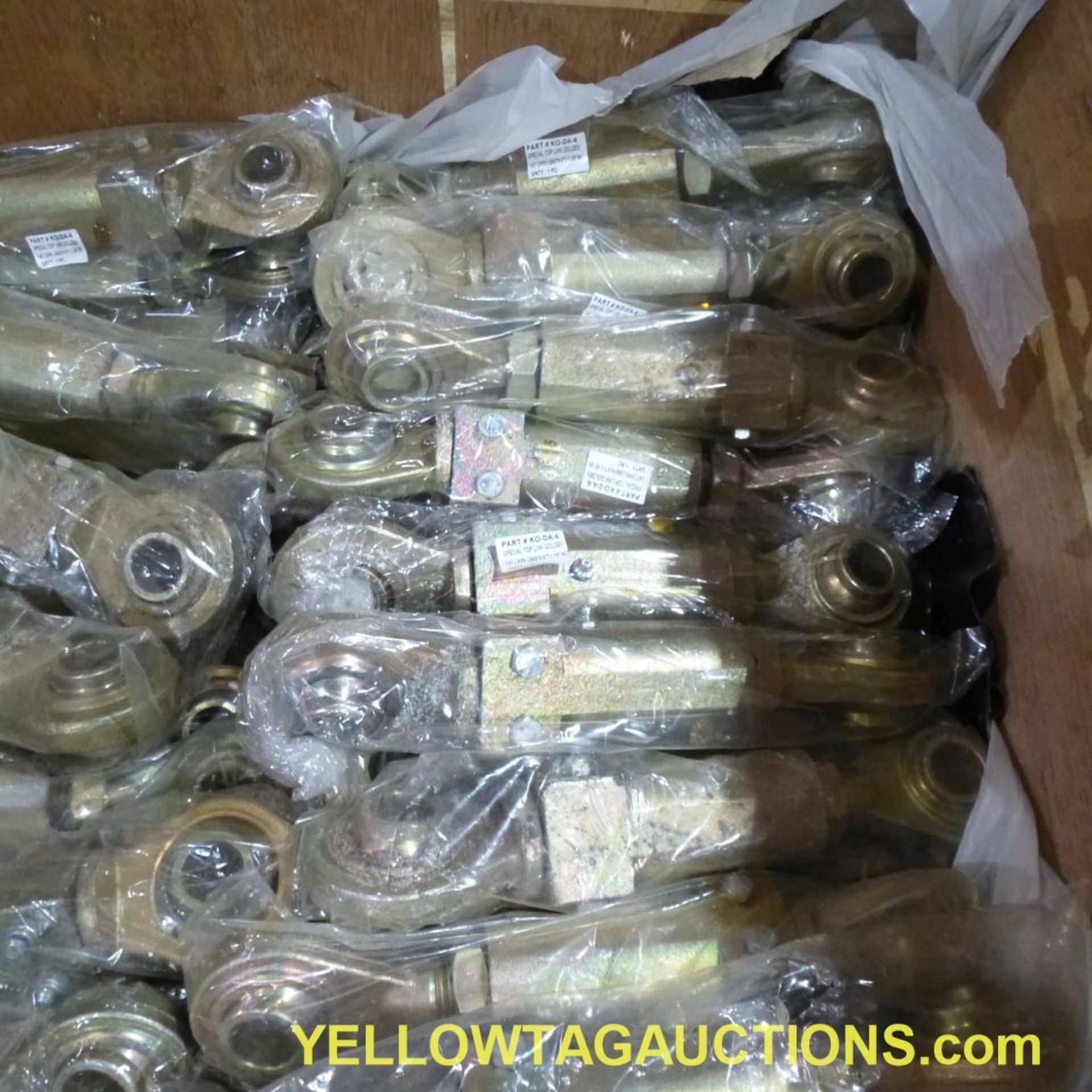 Lot of Approx. (150) Cat-2 Turnbuckles|1" Bore|Tag: 501 - Image 8 of 10